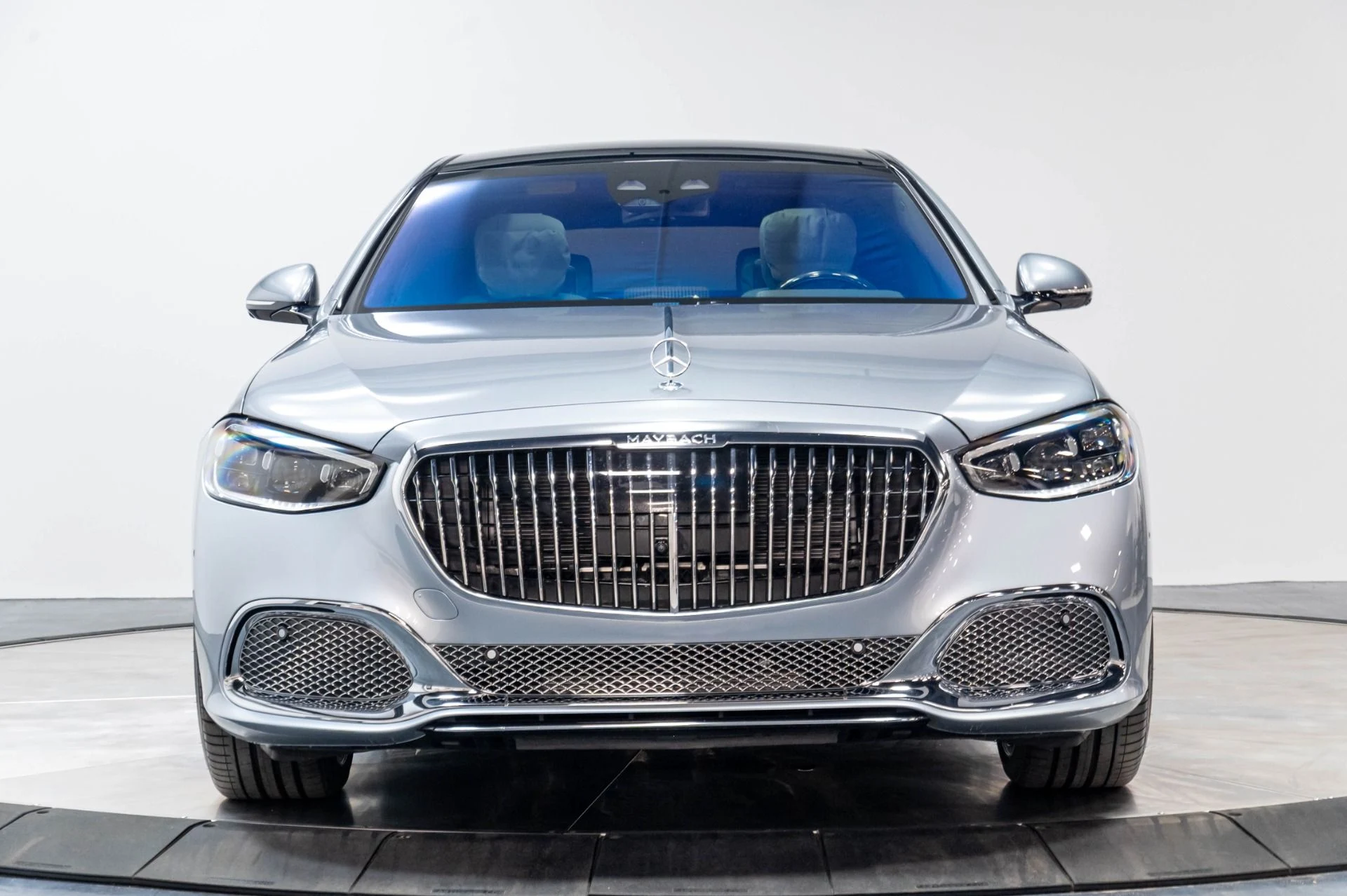 mph050_3783540447_Used_2024_Mercedes_Benz_S_Class_Maybach_S_680_4_MATIC_1777501614_bf7698ef4a