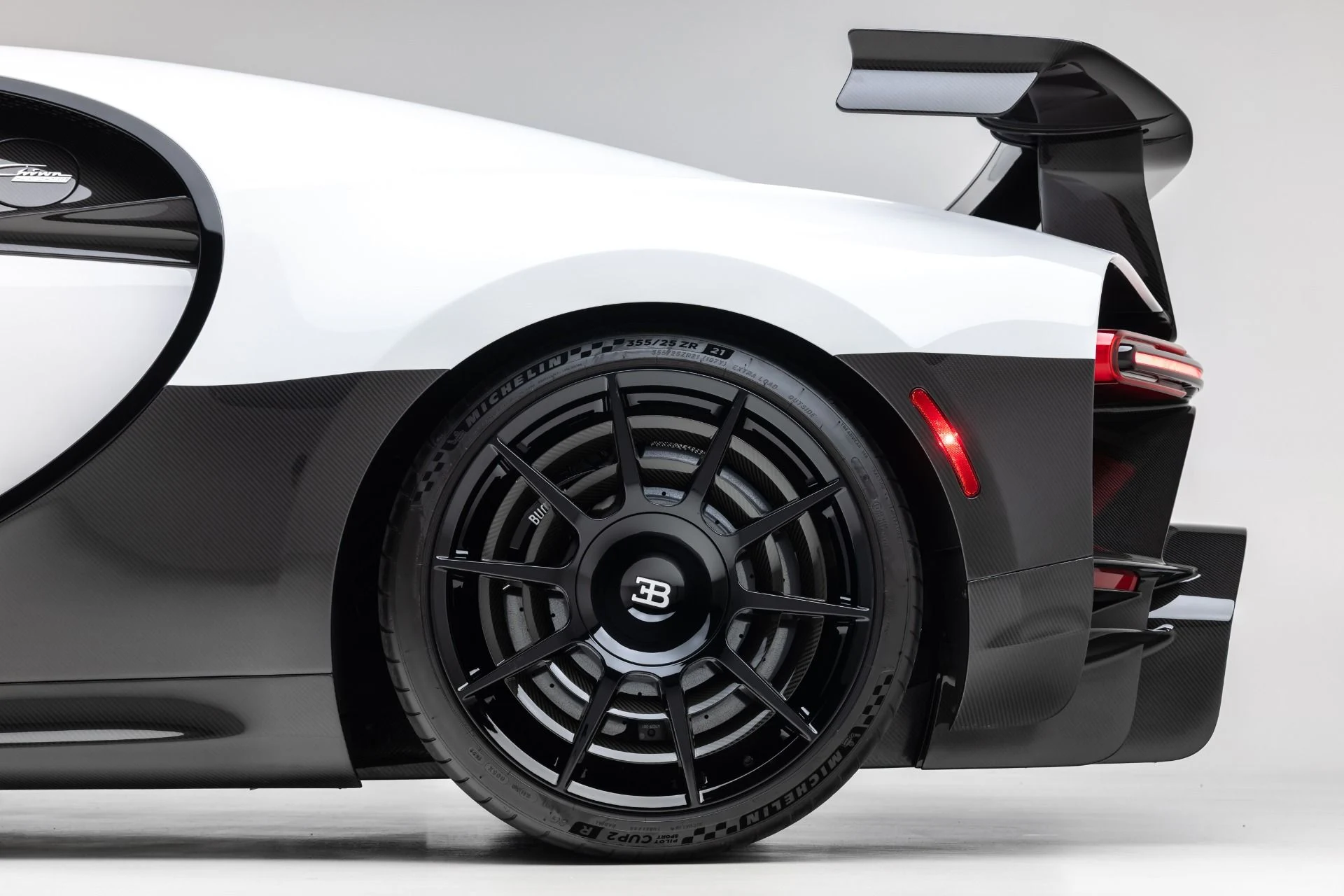 mph050_3790081385_11790_p51_l_cb6029fec6