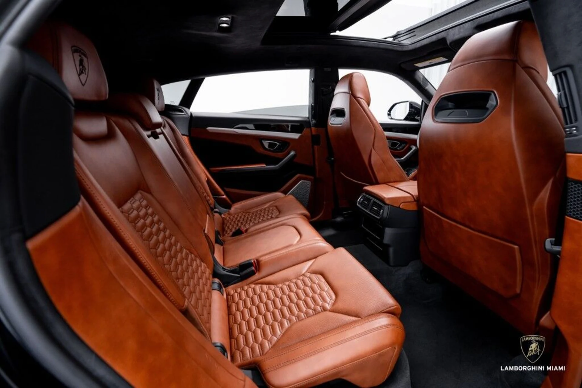 mph050_3815265279_92e52b0e27043c38096742912772a371_2b520fe9c9