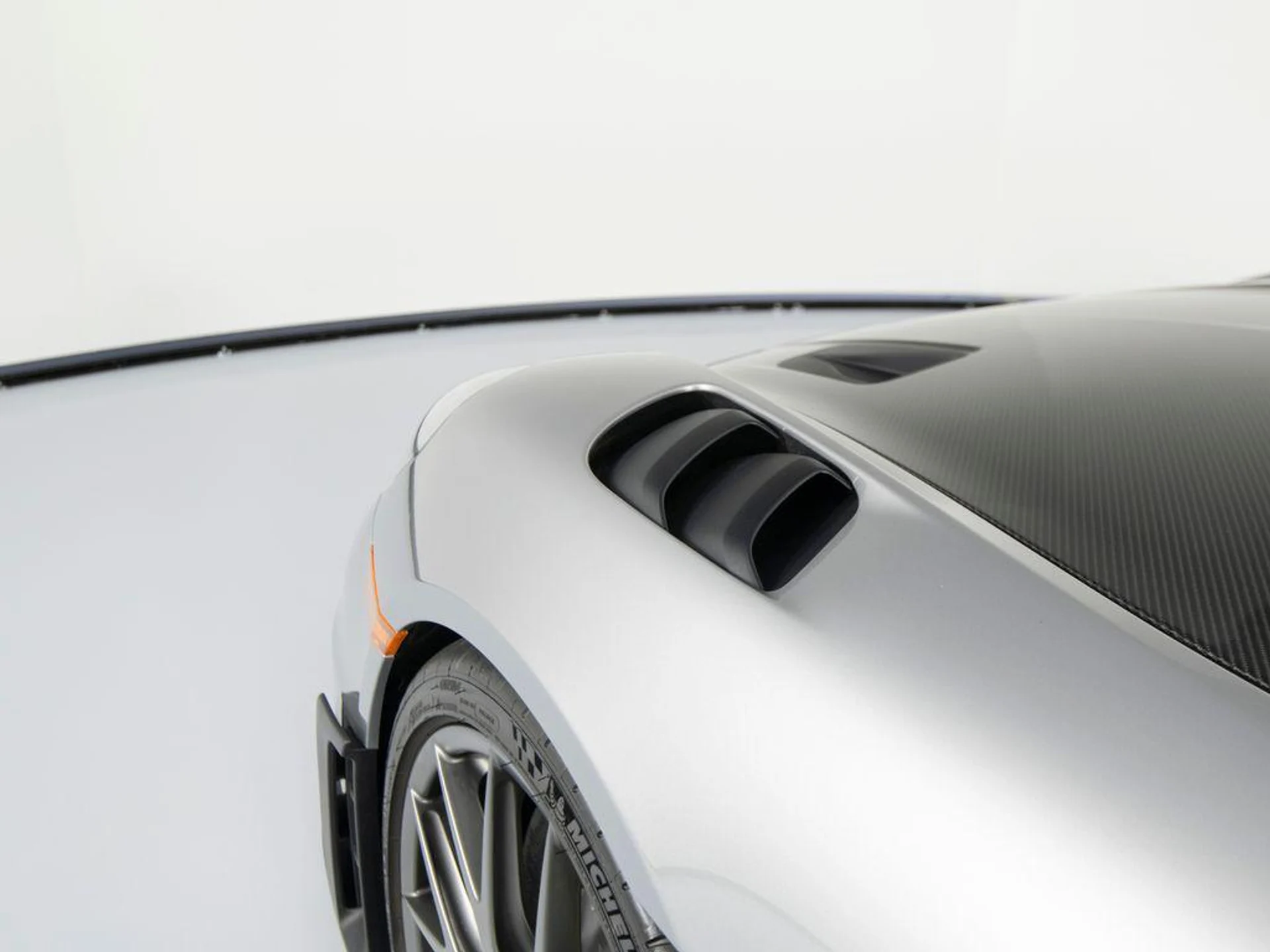 mph050_3828970835_DXV_Im_Hzjf_BG_Jt_Uii_Ev_Oikm_2pt_M_f3b68a042b