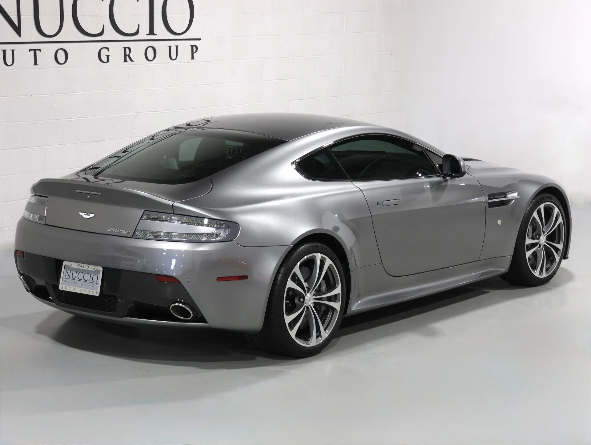 mph050_3844316060_Used_2012_Aston_Martin_V12_Vantage_Rare_6_Speed_Manual_Over_200_K_MSRP_20_K_In_Recent_Maintenance_1770846605_220634e078