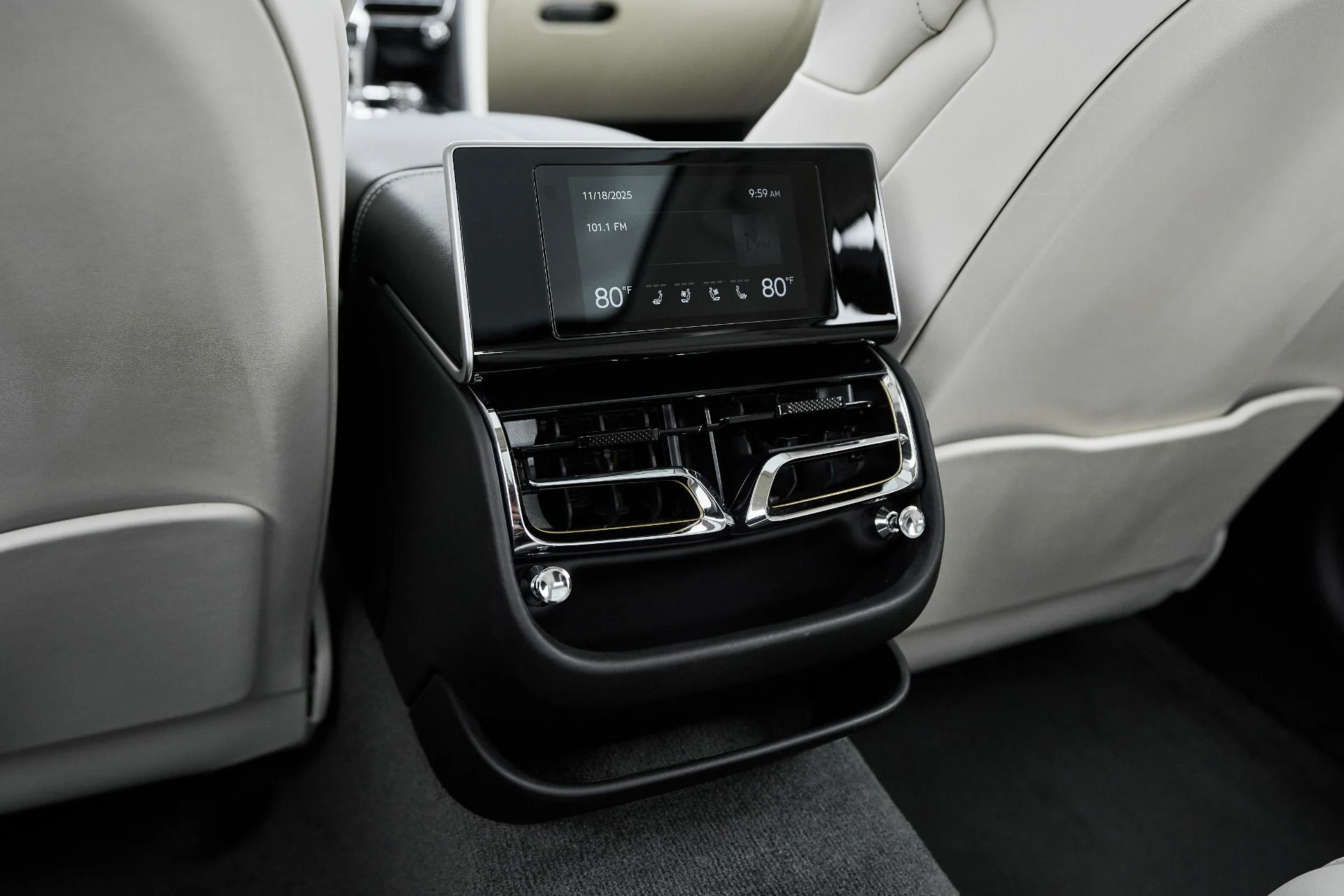 mph050_3857001630_Used_2022_Bentley_Flying_Spur_V8_1763502848_cd4b705b26