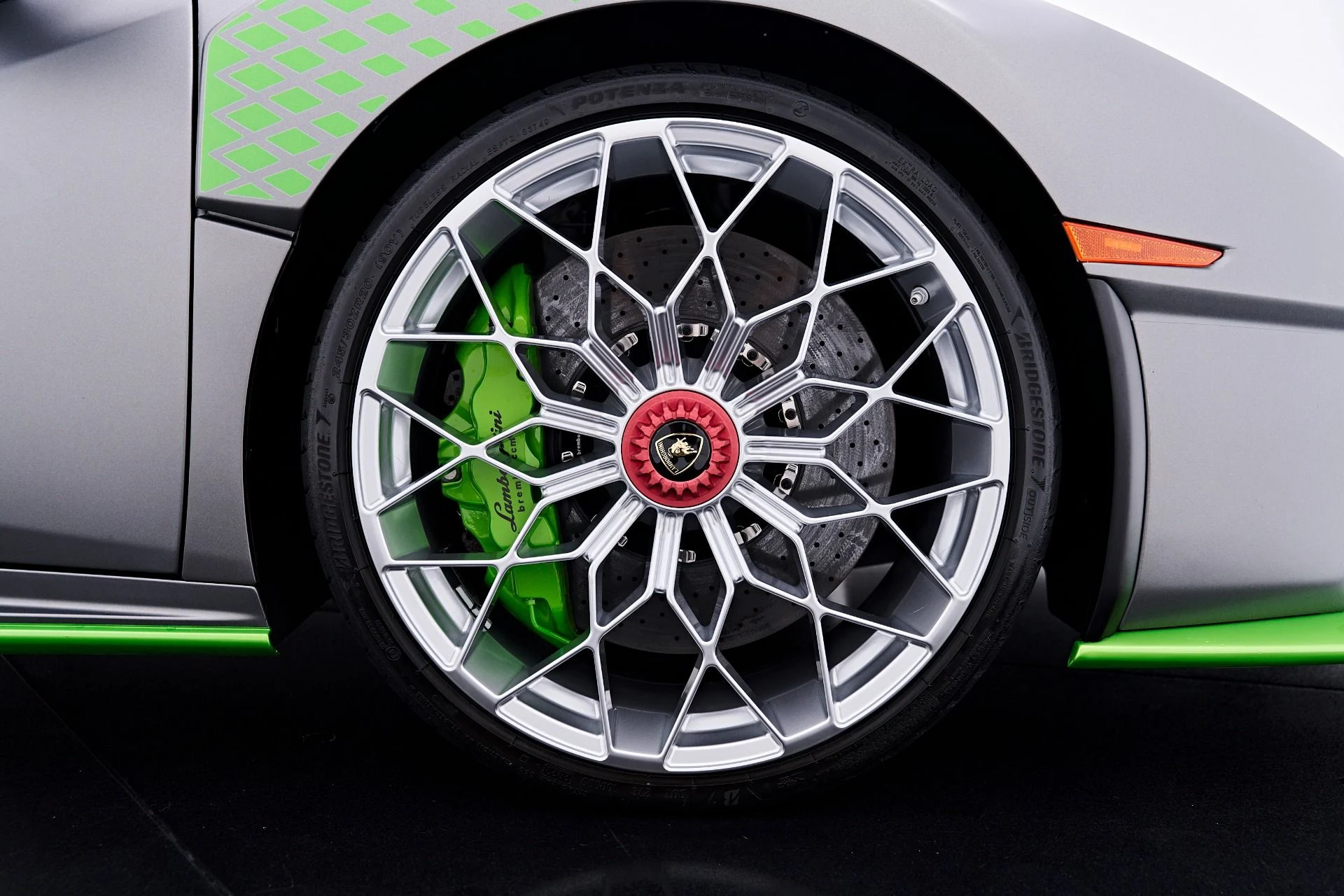 mph050_386095988_Used_2023_Lamborghini_Huracan_STO_Base_1784576309_38622af11a