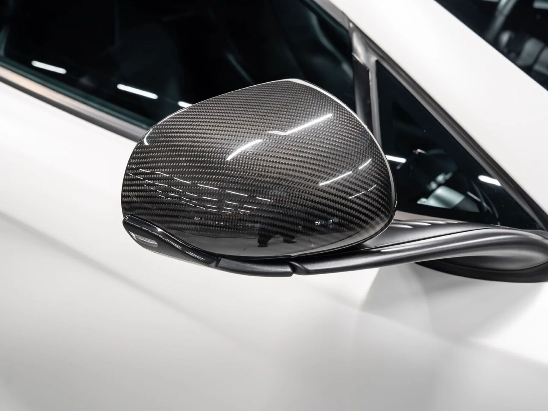 mph050_3880331577_mclaren_mp4_12c_2012_7f56ea1c3a