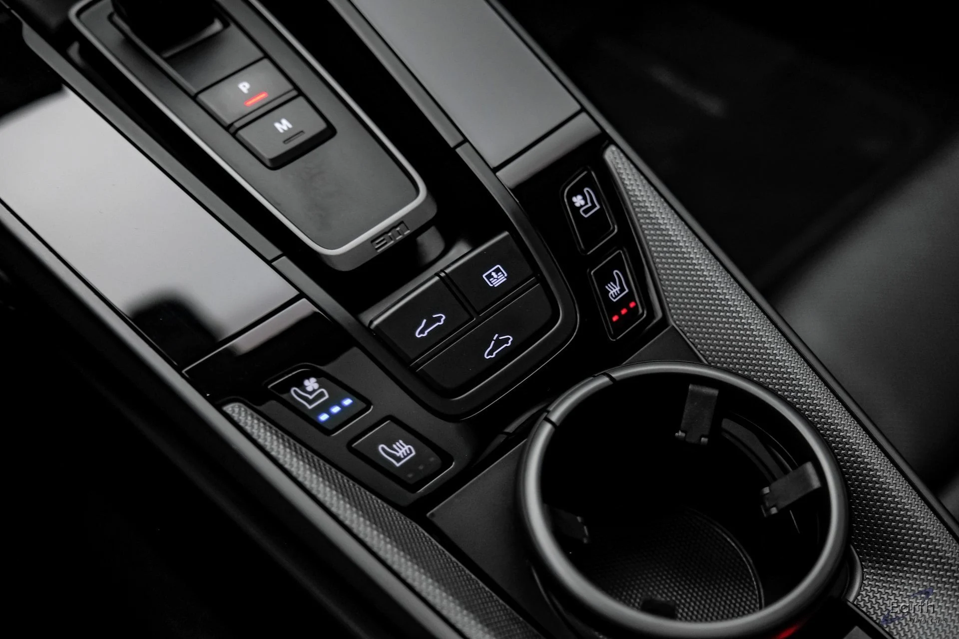 mph050_3896987711_8abbcd6a2189f24b510a6835f0f7fa39x_6ea506aa40