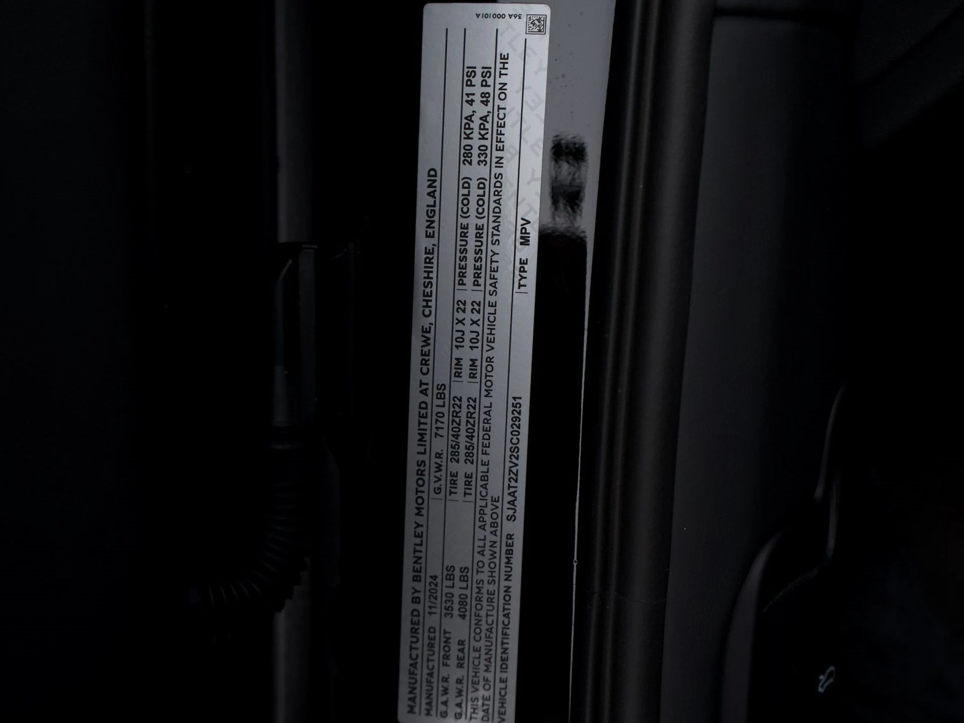 mph050_3920261621_c4463c7ca7d57f5504a50193e9a1bb53_2167a5bfdd