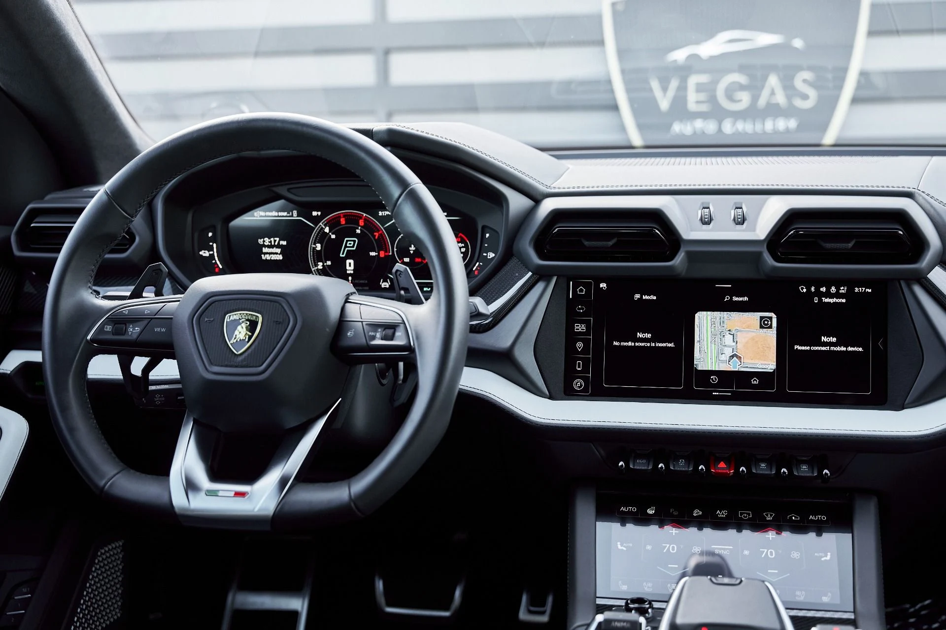 mph050_395013710_Used_2025_Lamborghini_Urus_SE_1767720904_8cf435c000