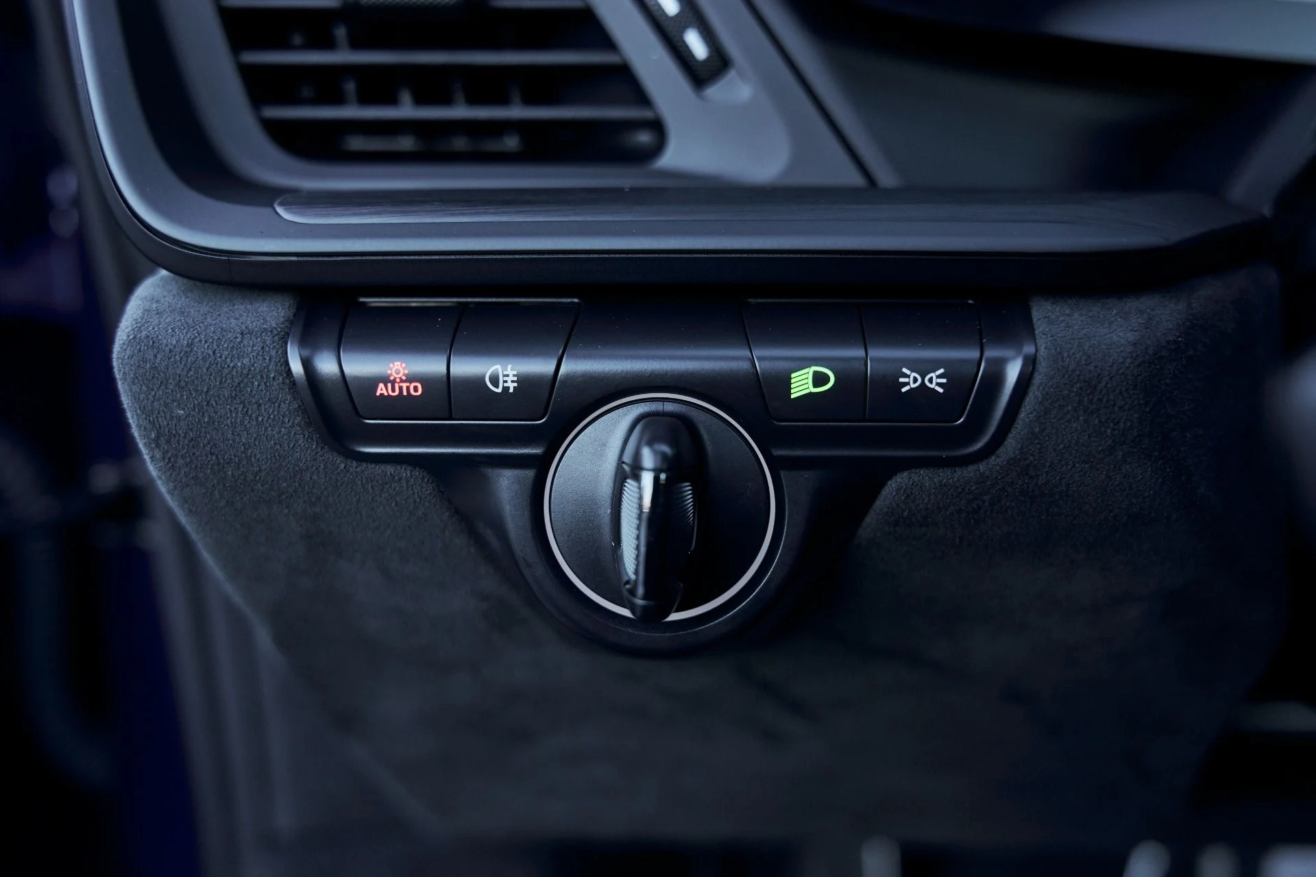 mph050_3975560400_Used_2023_Porsche_911_GT_3_1770166961_a9e2590208