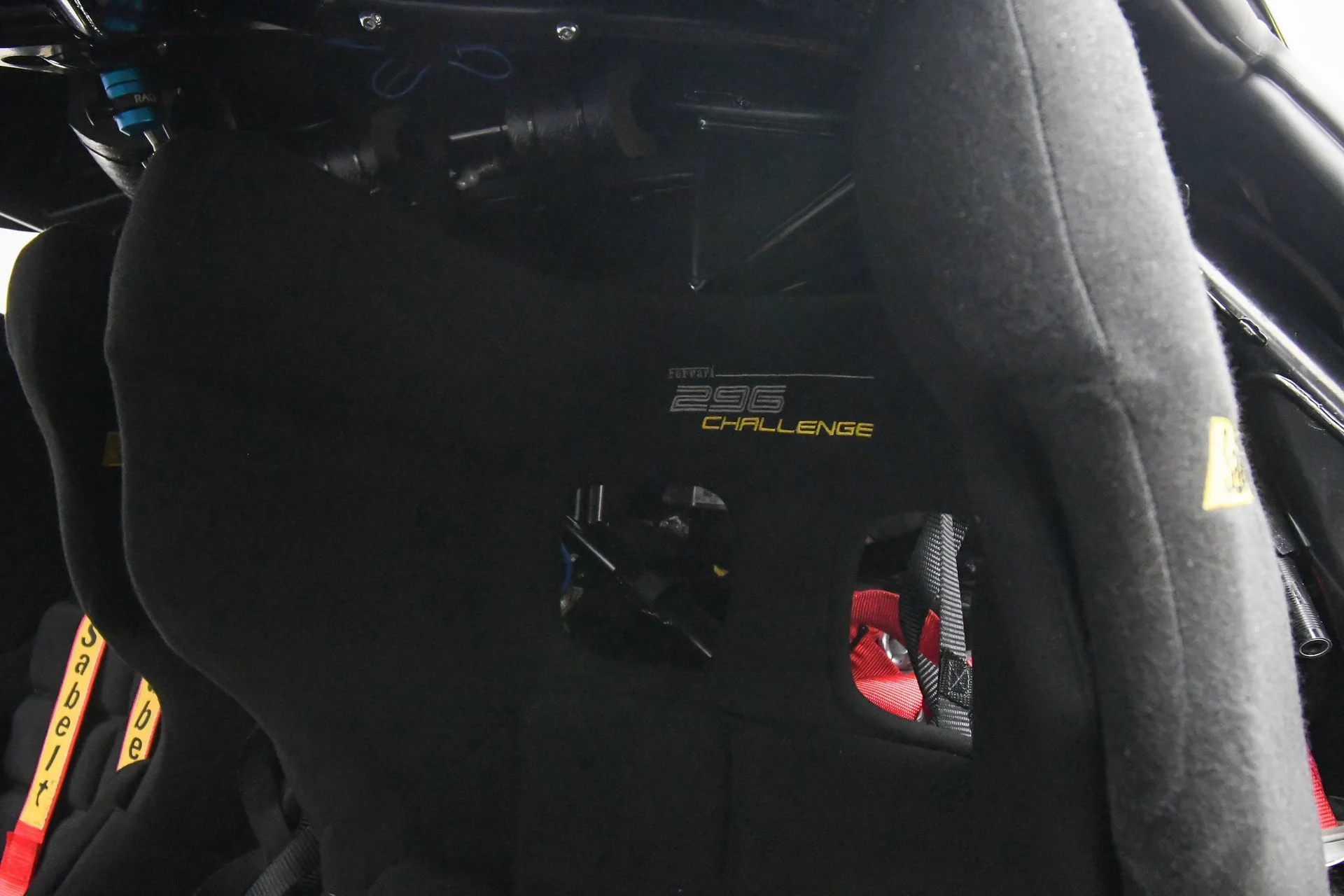 mph050_3976006466_8f7735002393400d81a39db31a8bbc60_a3564ffbfa