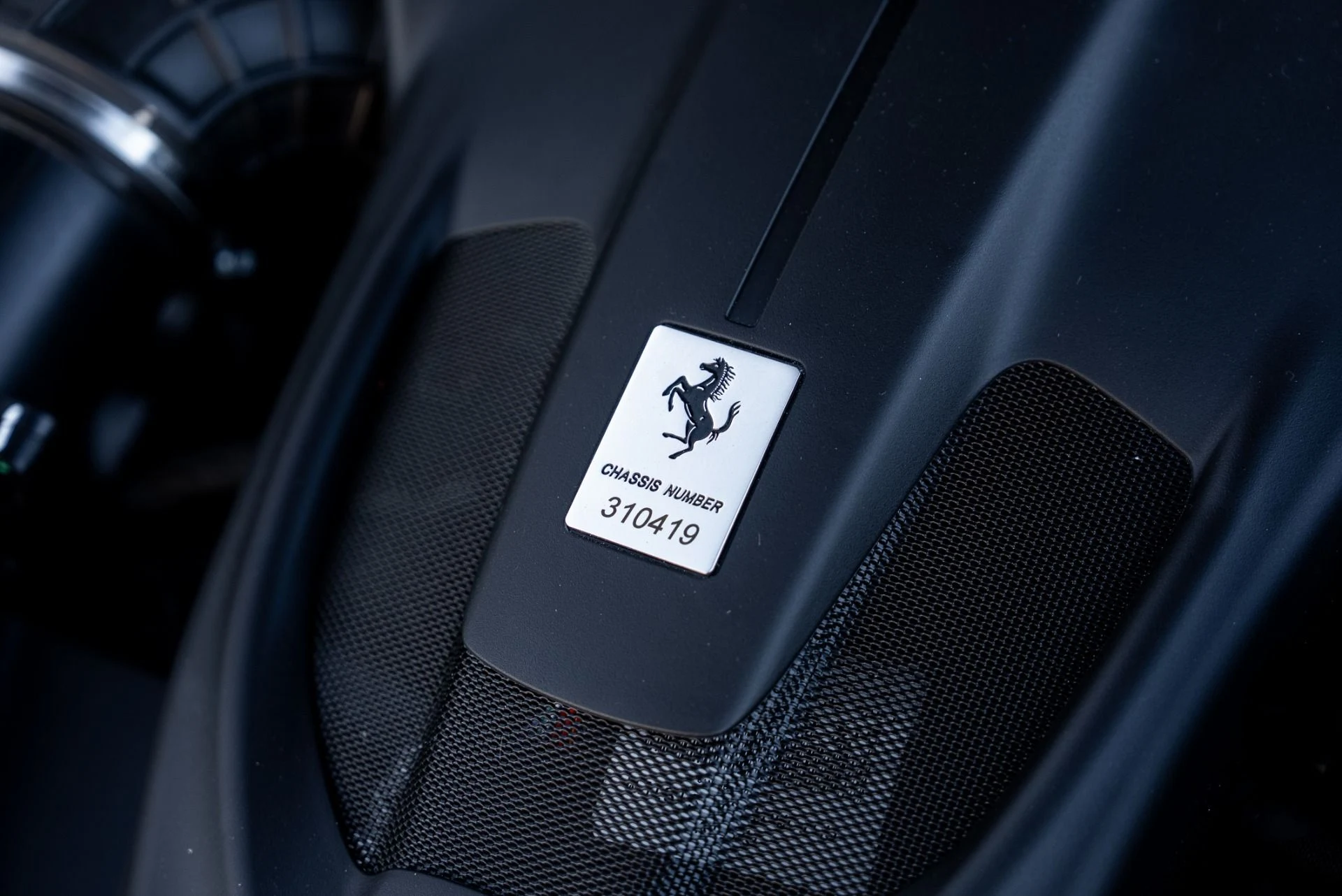 mph050_3977938647_Used_2024_Ferrari_Roma_Spider_1764029049_d289d73a8c