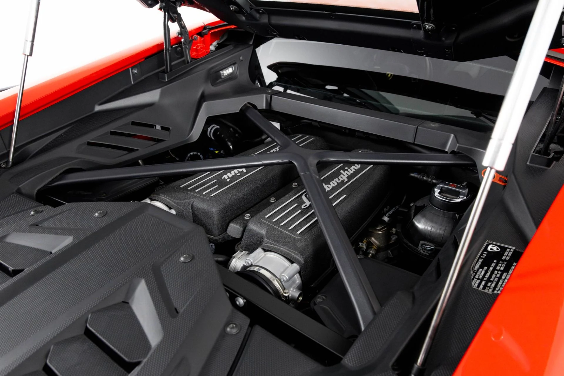 mph050_3982047504_Used_2021_Lamborghini_Huracan_EVO_1762806474_e33851c138