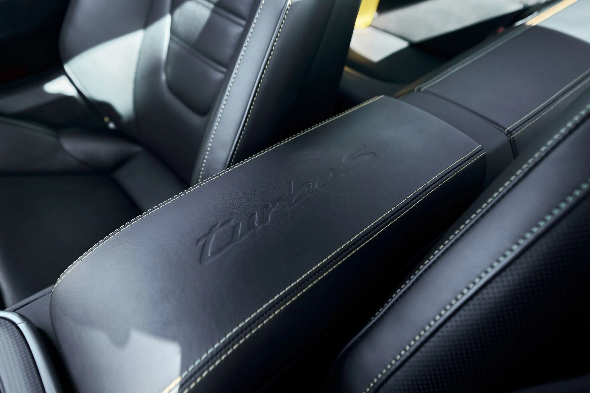 mph050_3990992818_Used_2023_Porsche_911_Turbo_S_1762306984_471141dc18