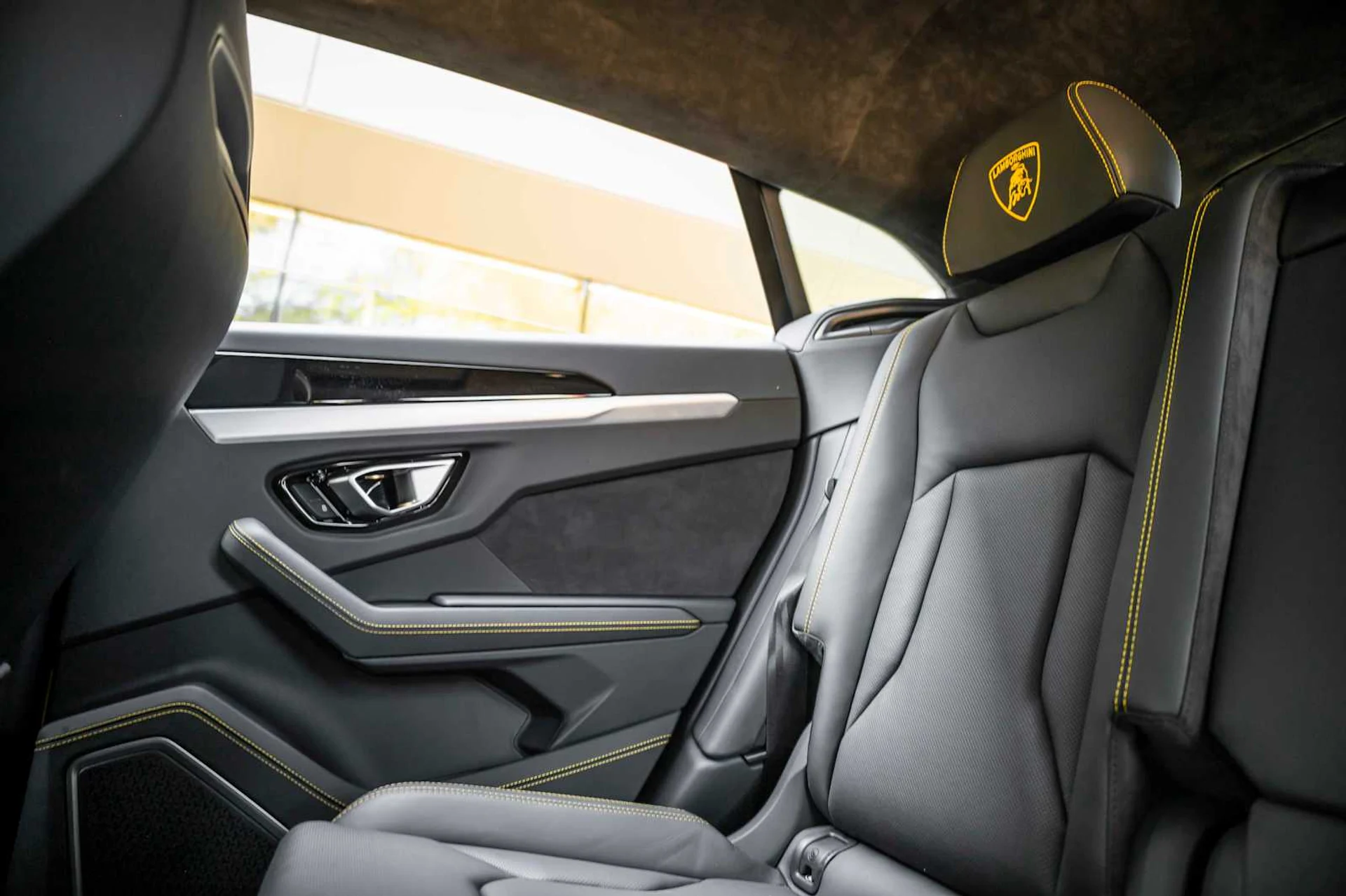 mph050_4000853648_97fb0e024e10f651e9240f3c57b8abf8x_8900e858f5