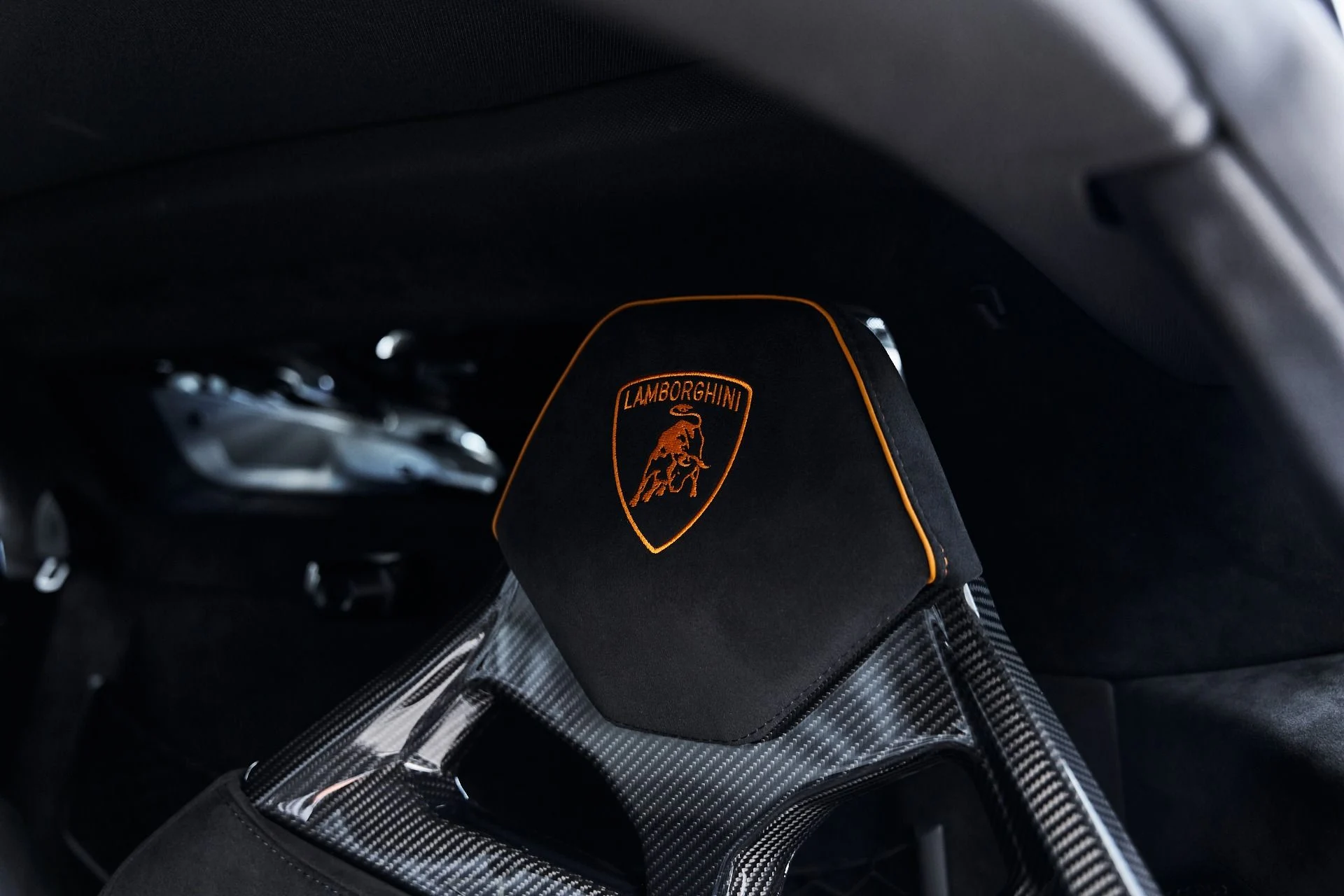 mph050_403953644_Used_2023_Lamborghini_Huracan_Sterrato_Base_1780101794_a73a3763a2