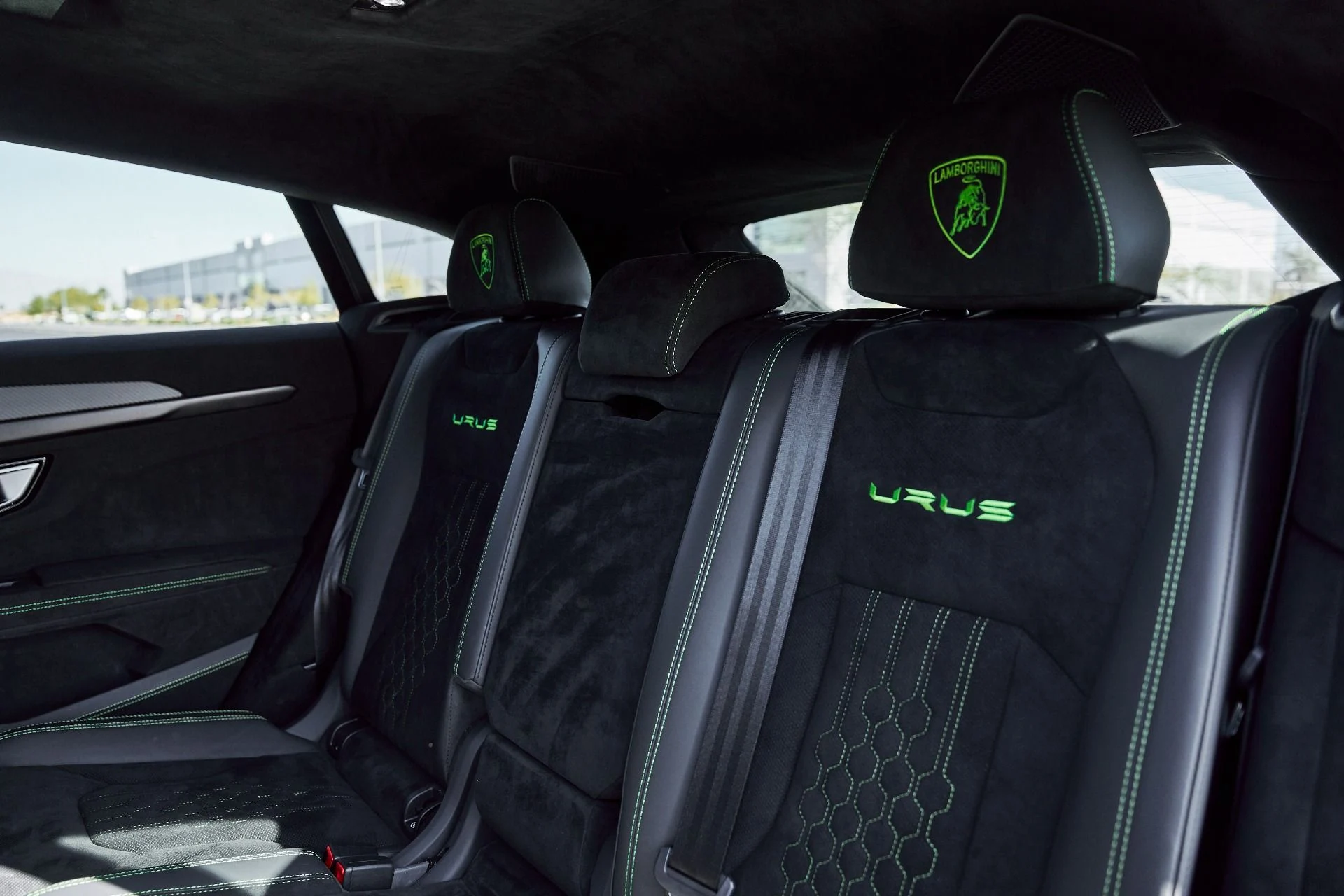 mph050_4044026971_Used_2024_Lamborghini_Urus_Performante_1770171891_6d59a9784f