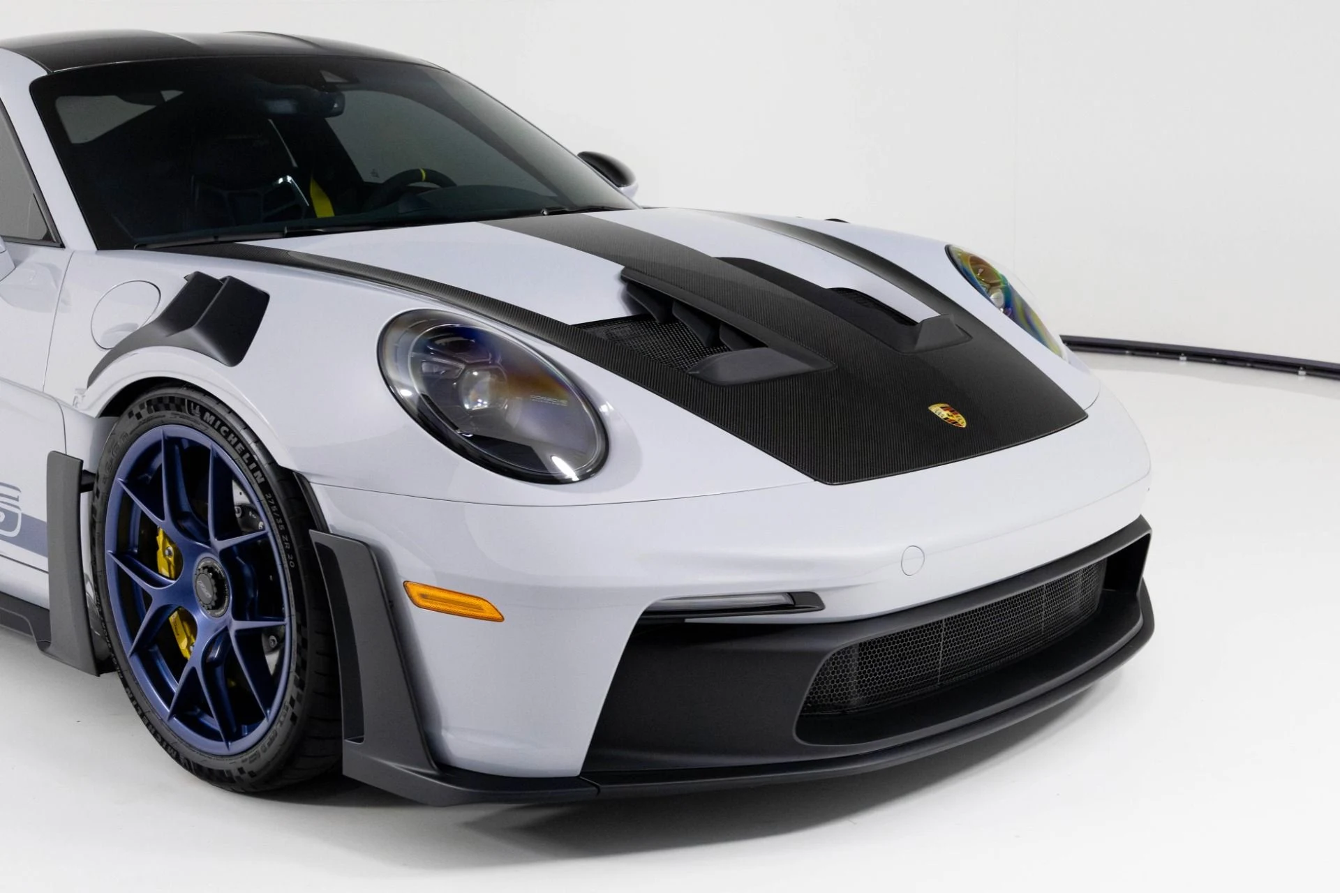 mph050_4049043511_Used_2025_Porsche_911_GT_3_RS_1779147252_1dc2d9b0f5