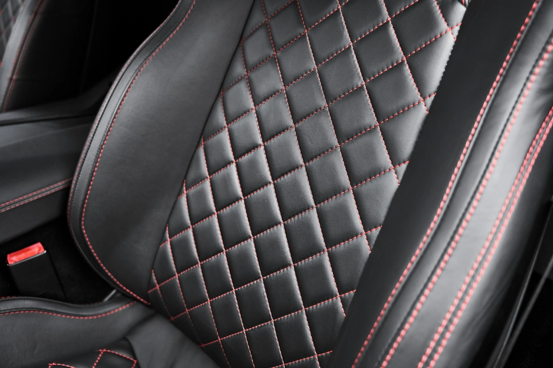 mph050_4071993509_Used_2018_Lamborghini_Aventador_S_Base_1775006908_d47a64f198