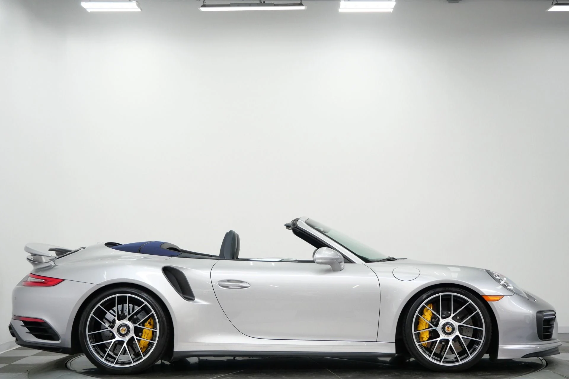 mph050_4087378338_Used_2017_Porsche_911_Turbo_S_Cabriolet_580_Horsepower_Heated_and_Ventilated_Seats_1787949311_8f634fcd1c