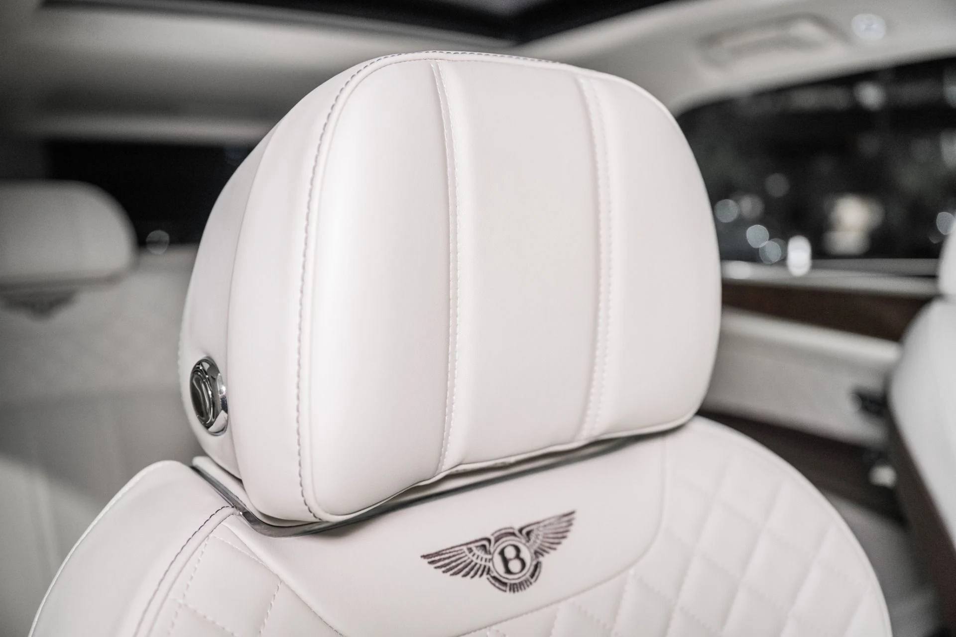 mph050_4090095003_Used_2017_Bentley_Bentayga_W12_1791218079_6cdb92a577