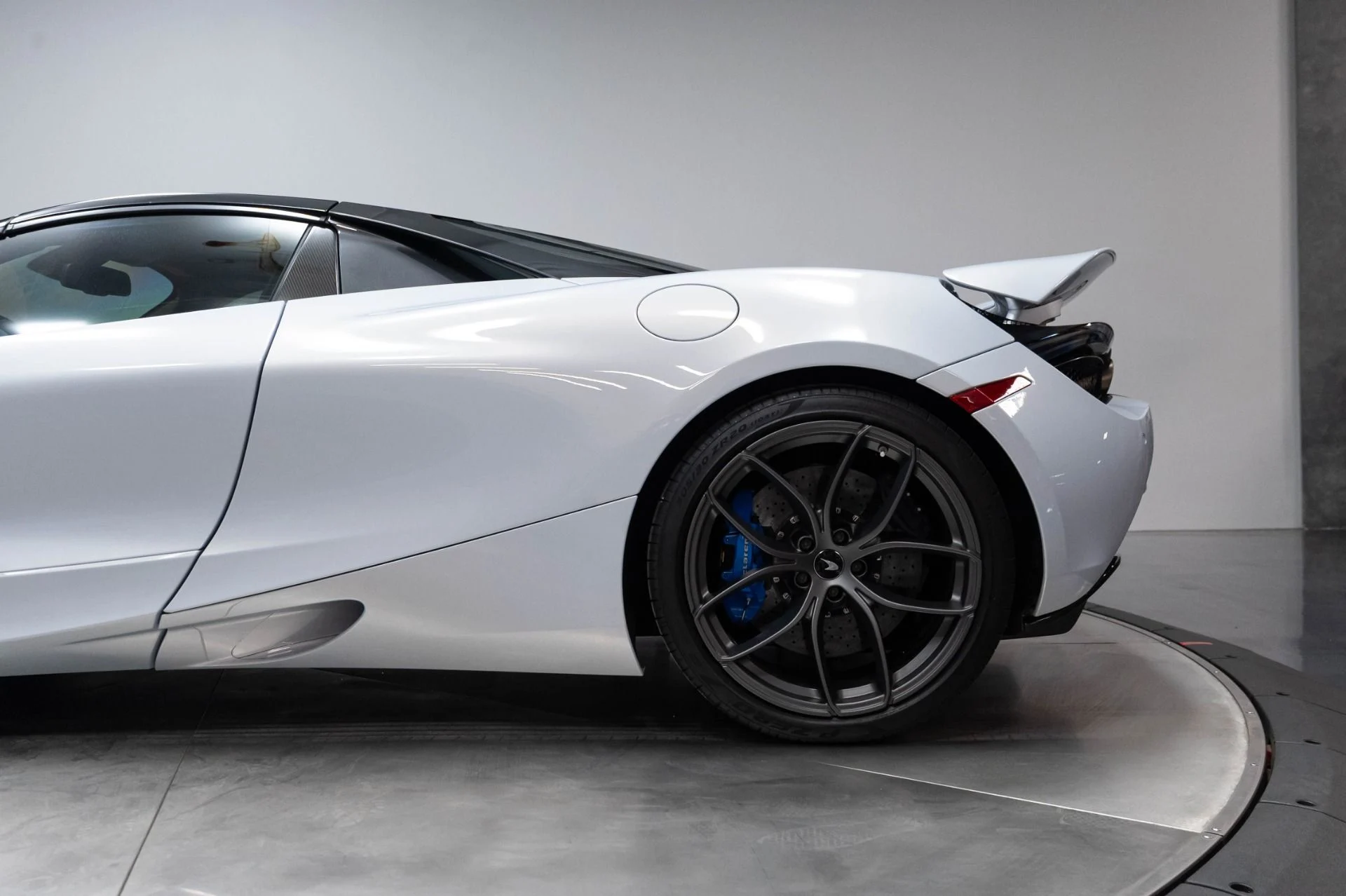 mph050_4105089086_Used_2020_Mc_Laren_720_S_Luxury_1783466432_d0327d5cd9