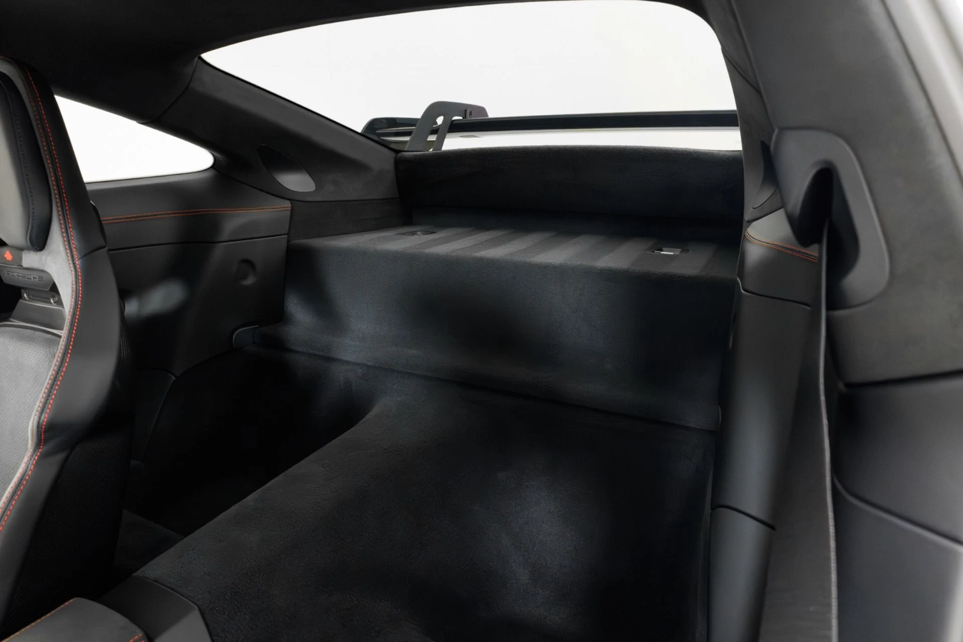 mph050_4113738794_Used_2025_Porsche_911_GT_3_1777072064_4299dce5d1