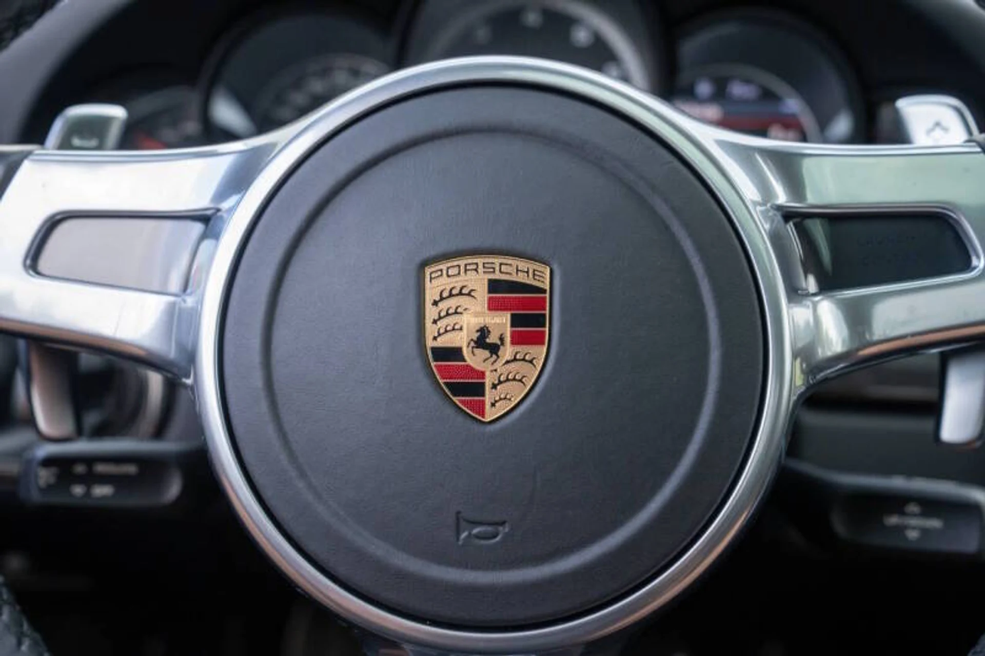 mph050_4132490354_2016_porsche_911_turbo_s_awd_2dr_coupe_4485f454a0