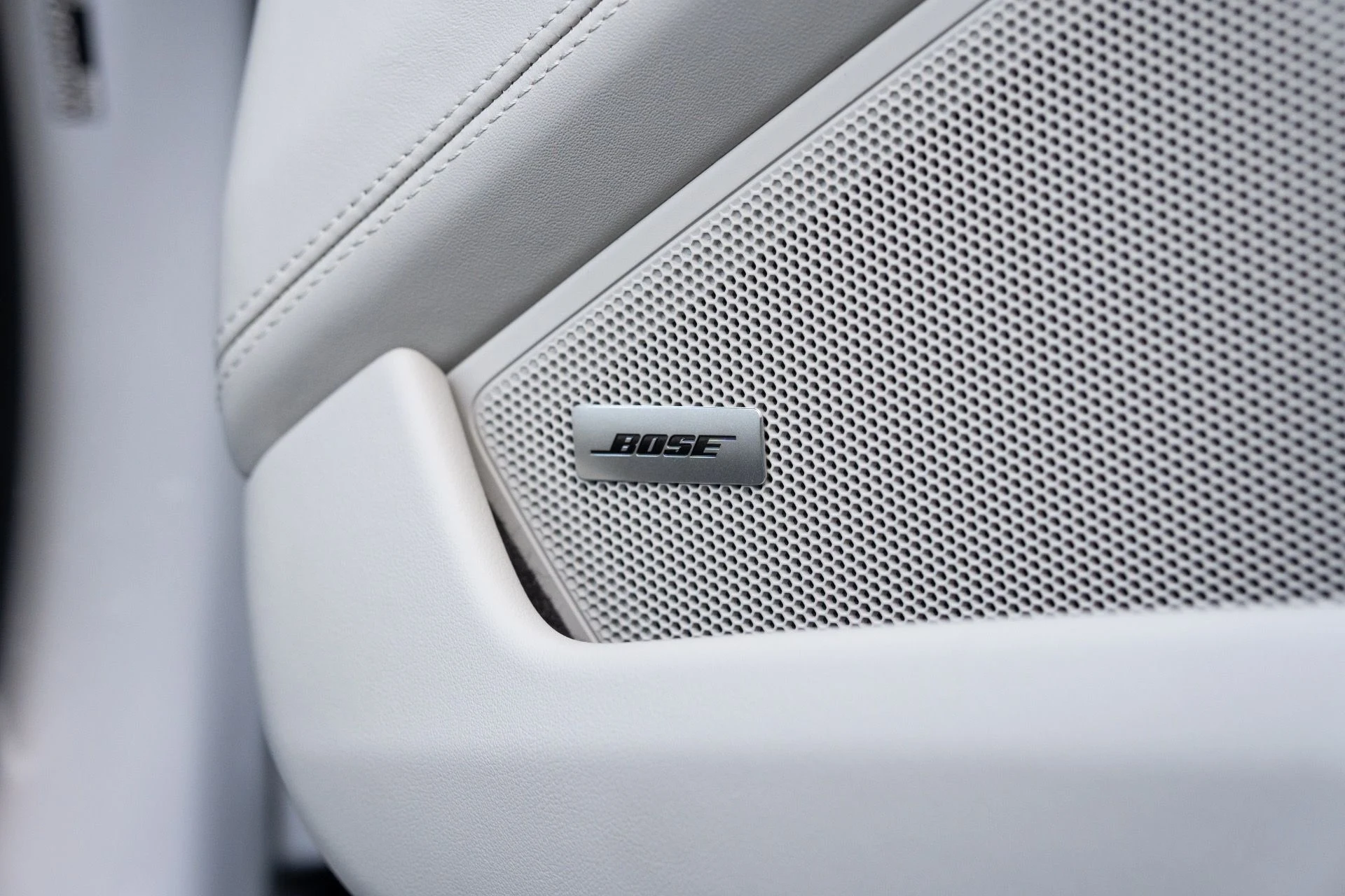 mph050_4137651797_Used_2025_Porsche_911_Cabriolet_Turbo_S_1769622703_d8e98983ff