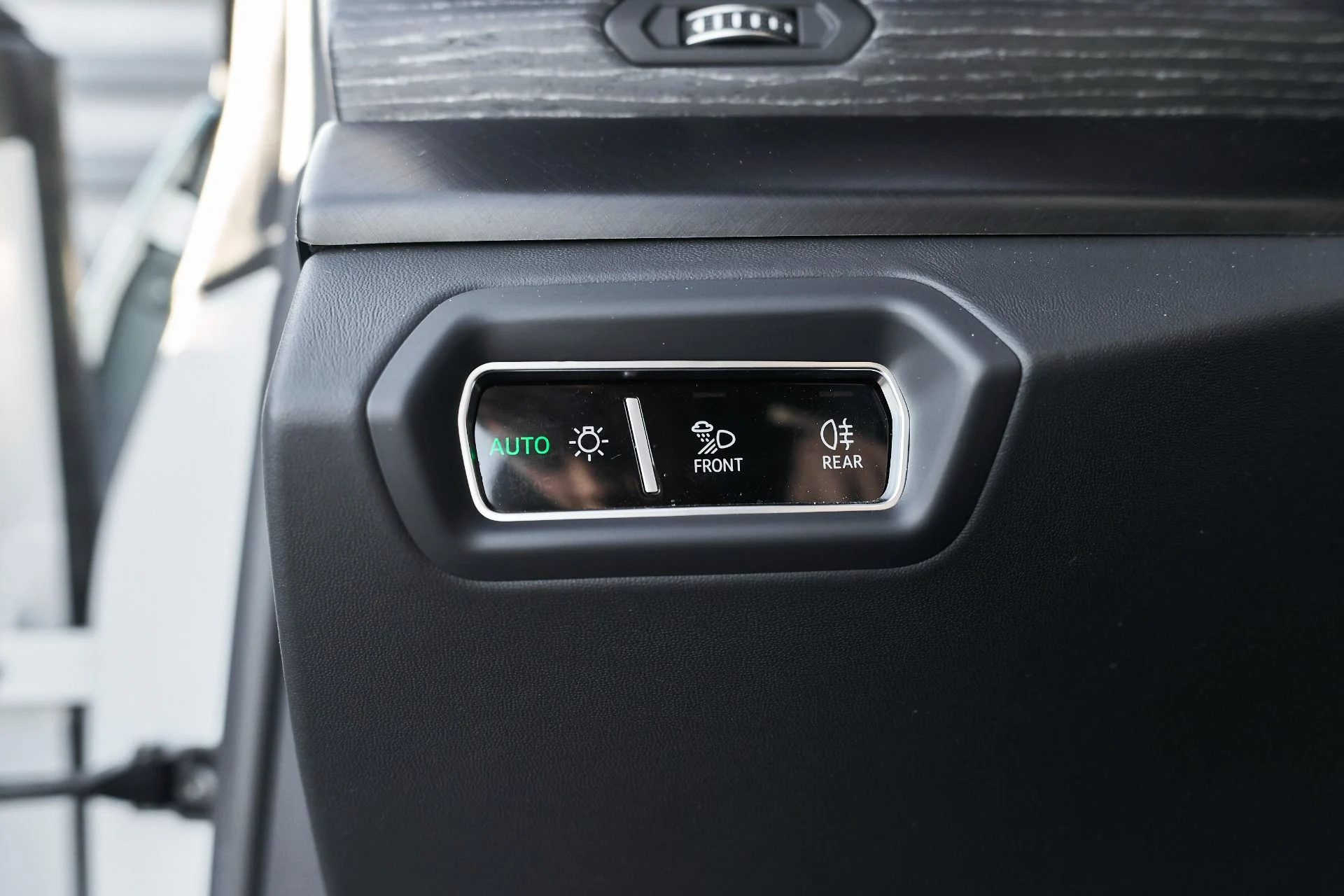 mph050_4148555670_Used_2021_Lamborghini_Urus_1765854537_03b59946d9