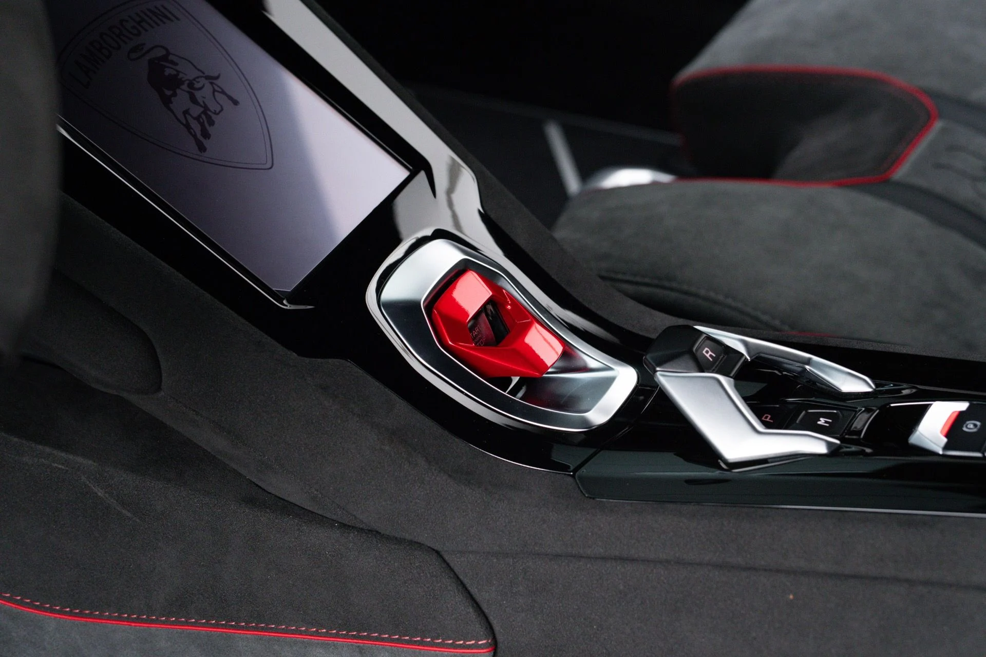 mph050_4153443805_Used_2024_Lamborghini_Huracan_Sterrato_1775279109_db81ecf953