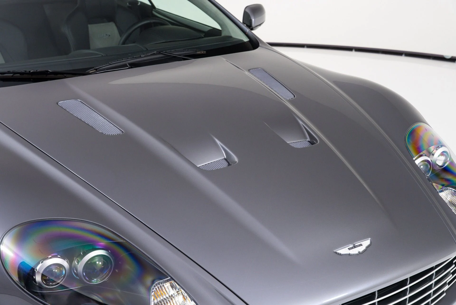 mph050_415592667_Used_2009_Aston_Martin_DBS_V12_Manual_1782515507_b5dc7eabde