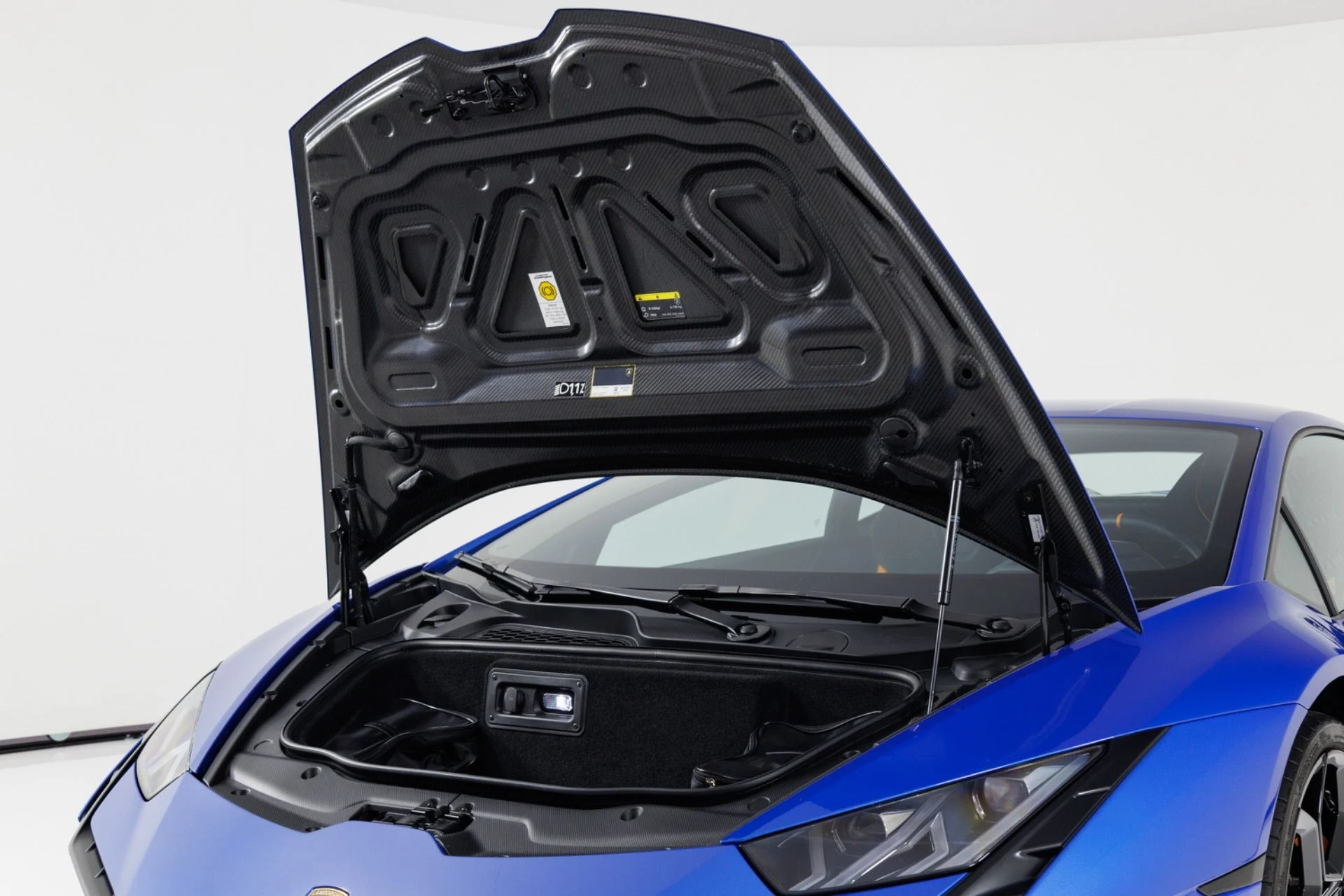 mph050_4219748506_Used_2023_Lamborghini_Huracan_Tecnica_1784830848_2c0224a3ff