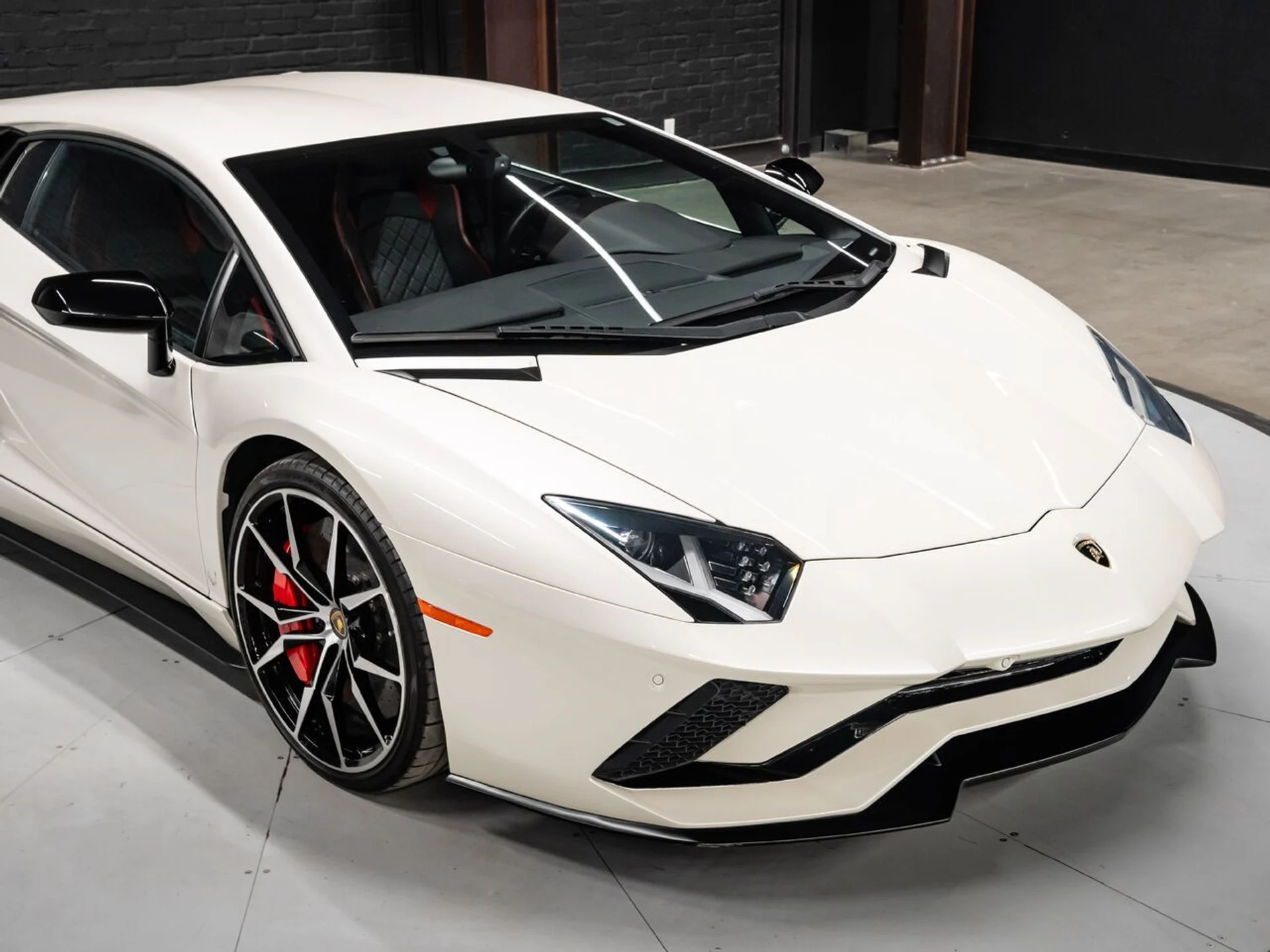 mph050_4236871256_lamborghini_aventador_2017_fde59f44b2