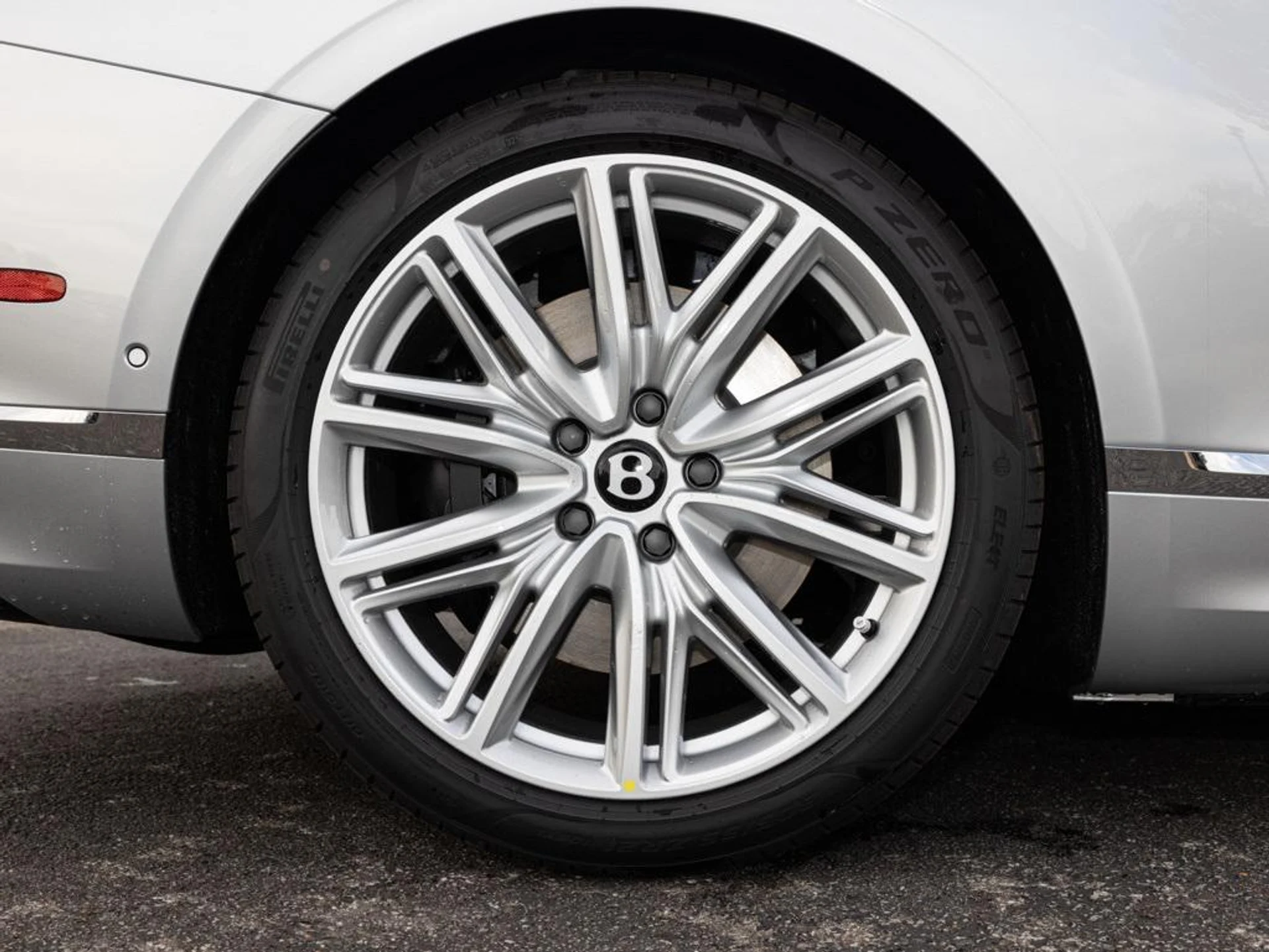 mph050_4261508989_465279749_68f8b5dbdc0639249906f814_0d963ce817