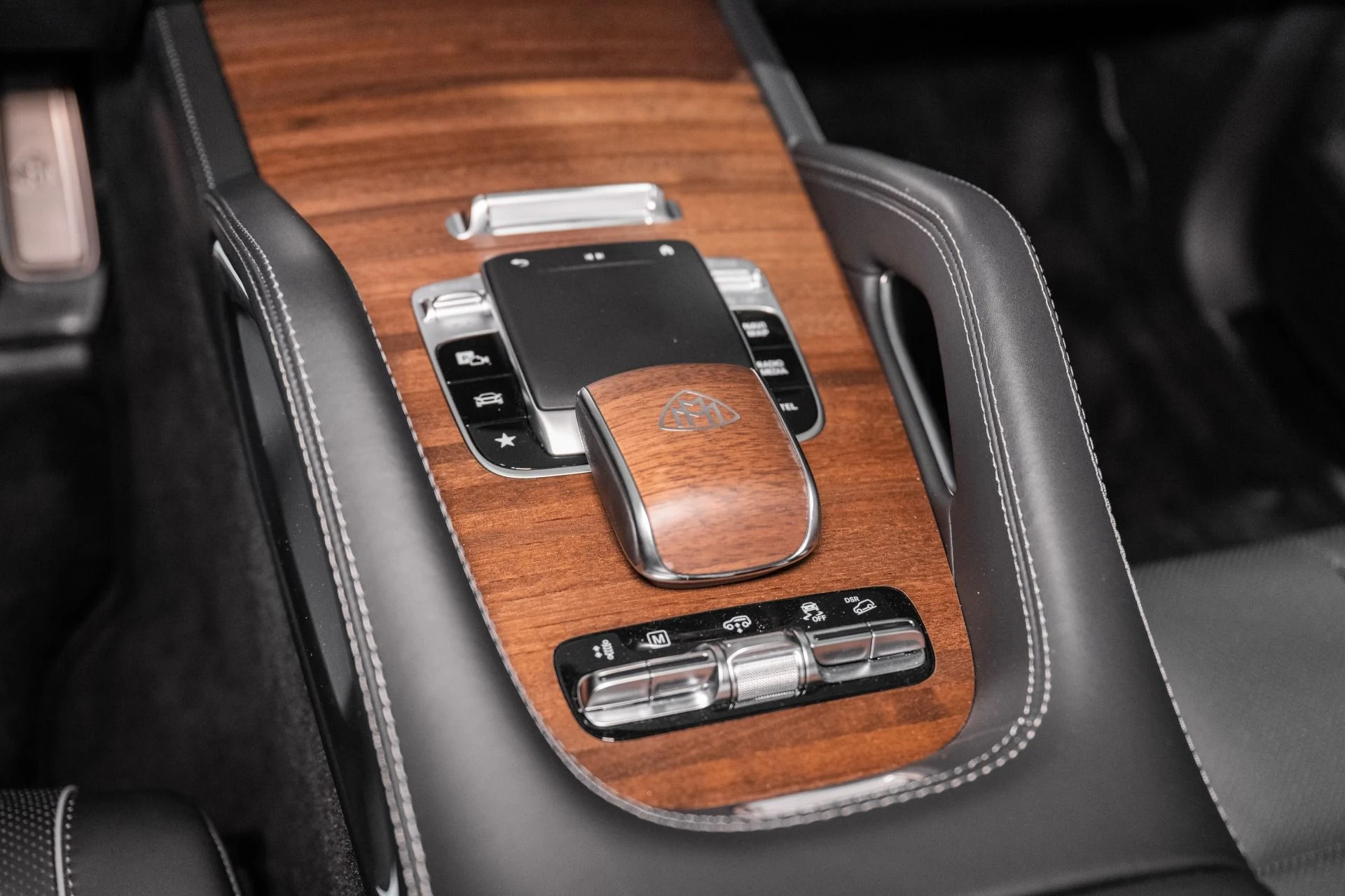 mph050_4275694657_Used_2023_Mercedes_Benz_GLS_Maybach_GLS_600_1762355740_c3c7cd759c