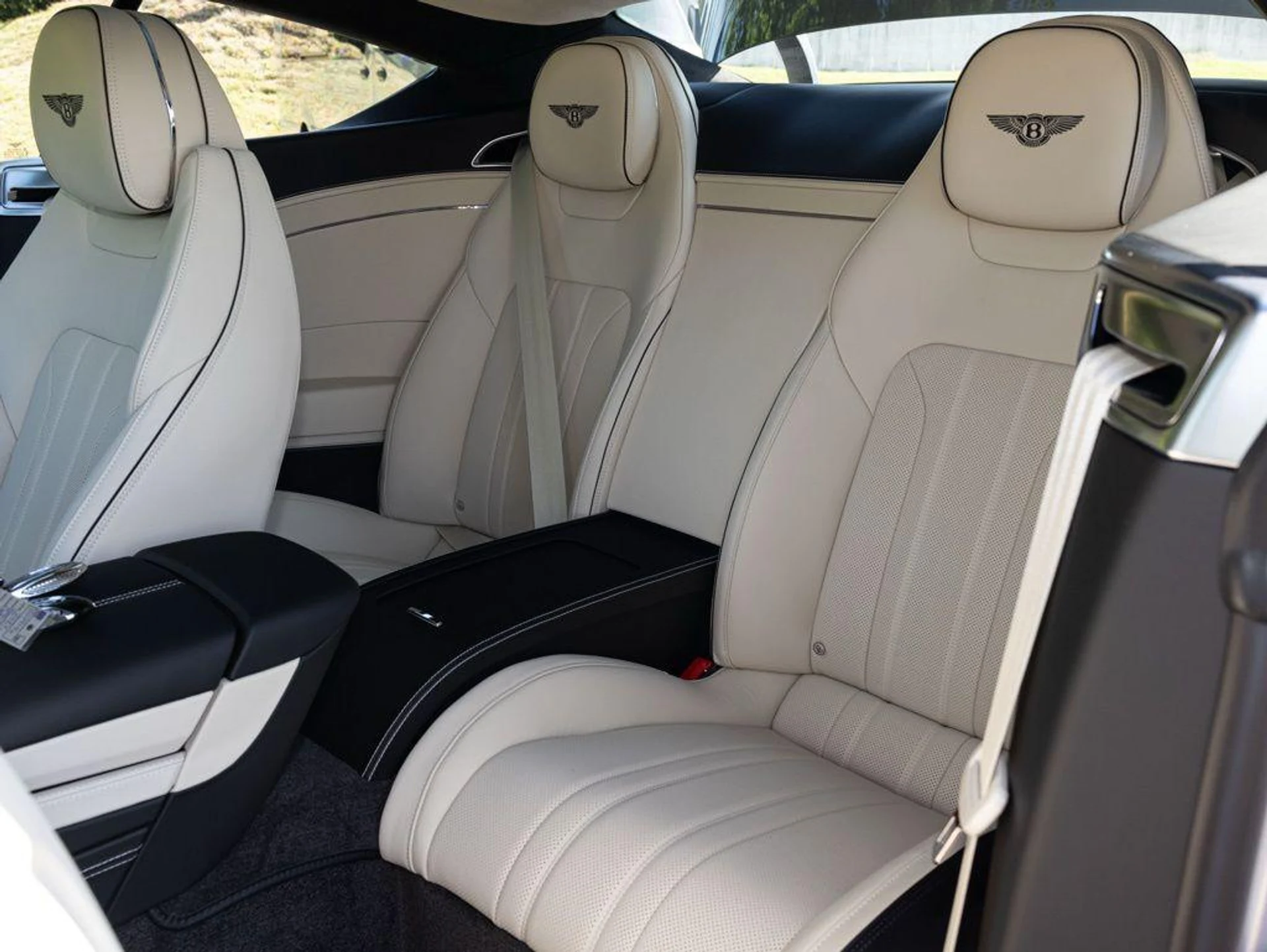 mph050_4281663138_514426020_69ea4164a250cd82d00a24fc_850b880fbd