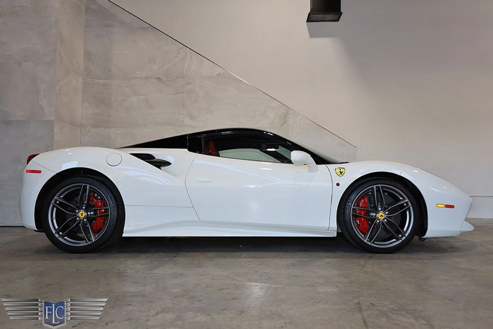 mph050_4281683769_used_2019_ferrari_488_spider_convertible_9689_22223327_51_1024_433b281cb3