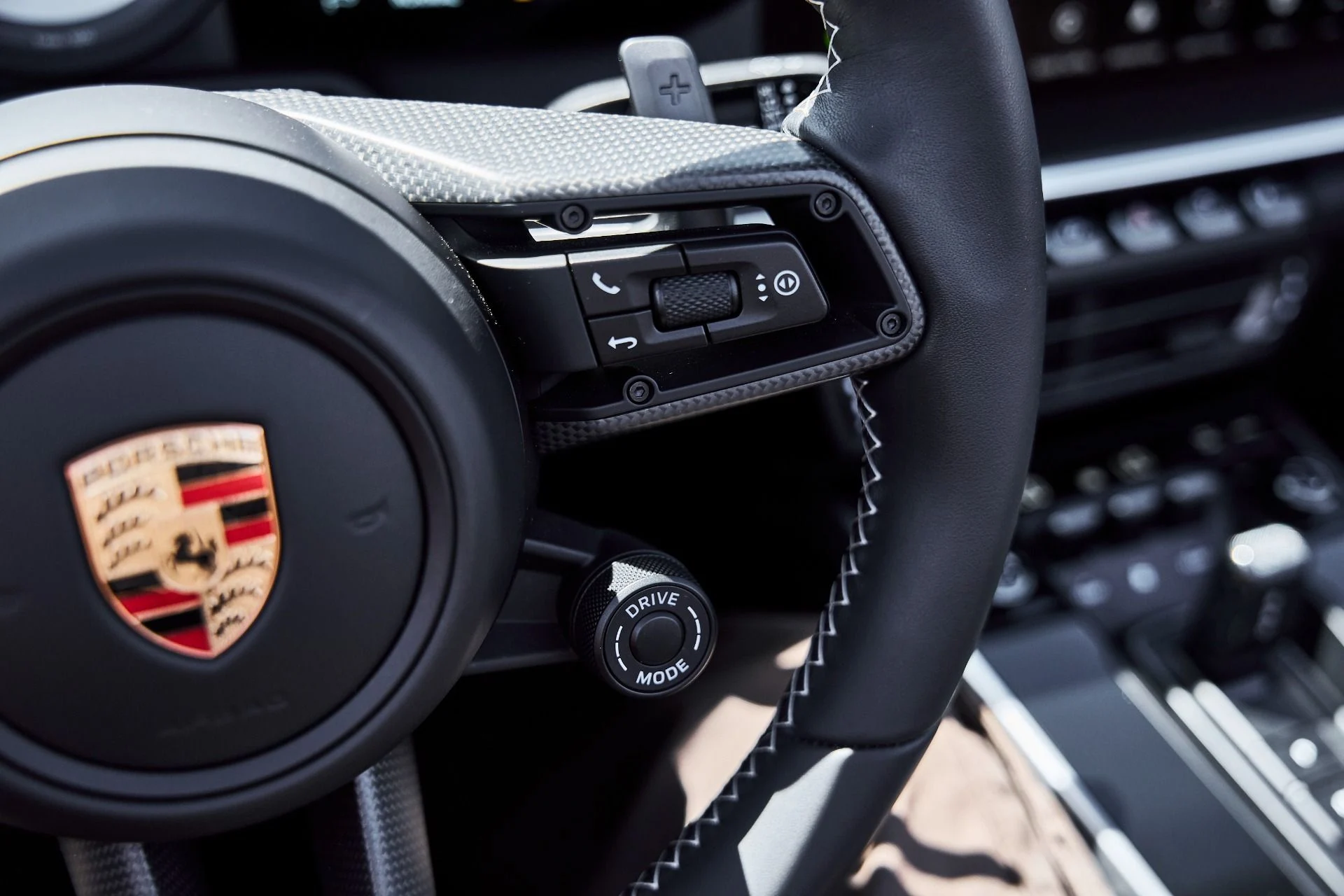 mph050_4282077239_Used_2024_Porsche_911_Turbo_S_1778551287_52314655f2