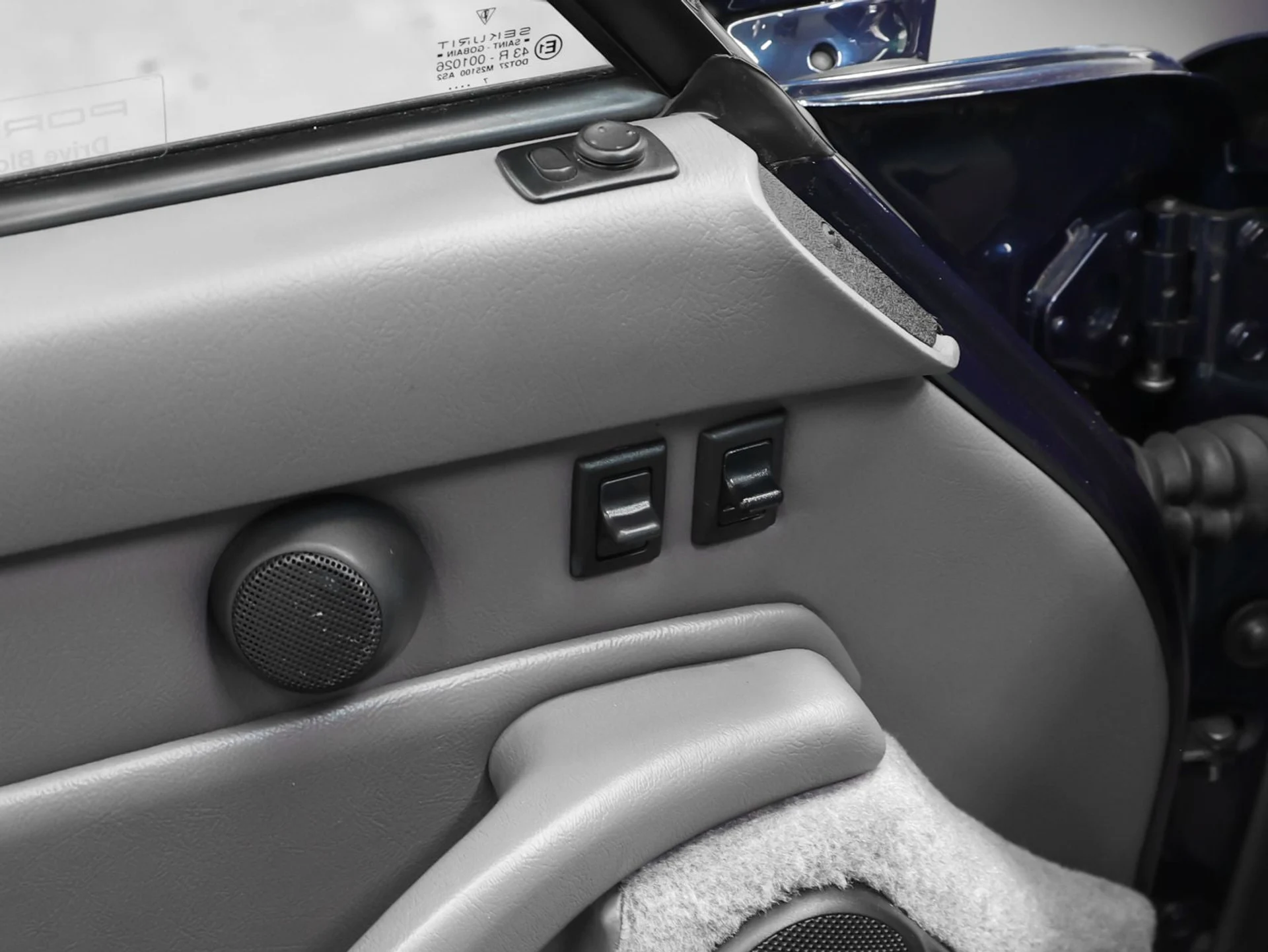 mph050_457547461_51_1446cbbca5