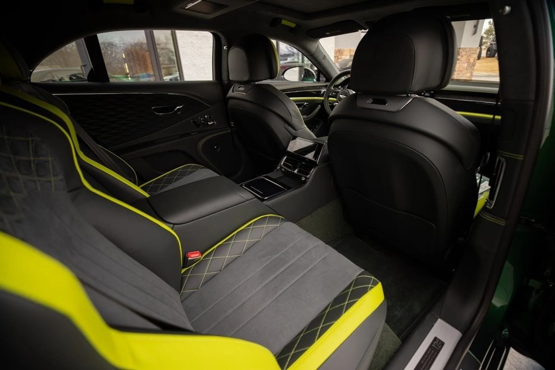 mph050_462582909_7bd20da9ca13557b8fb845e8c3c04701x_78ee753300