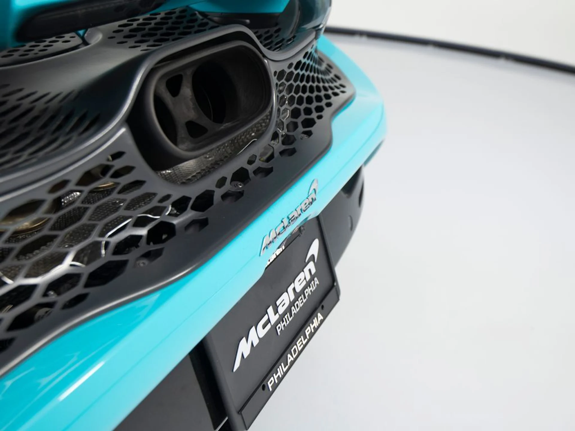 mph050_502576592_7fc8ff434ae868d932d28714e3e739ccx_a5e726cf3d