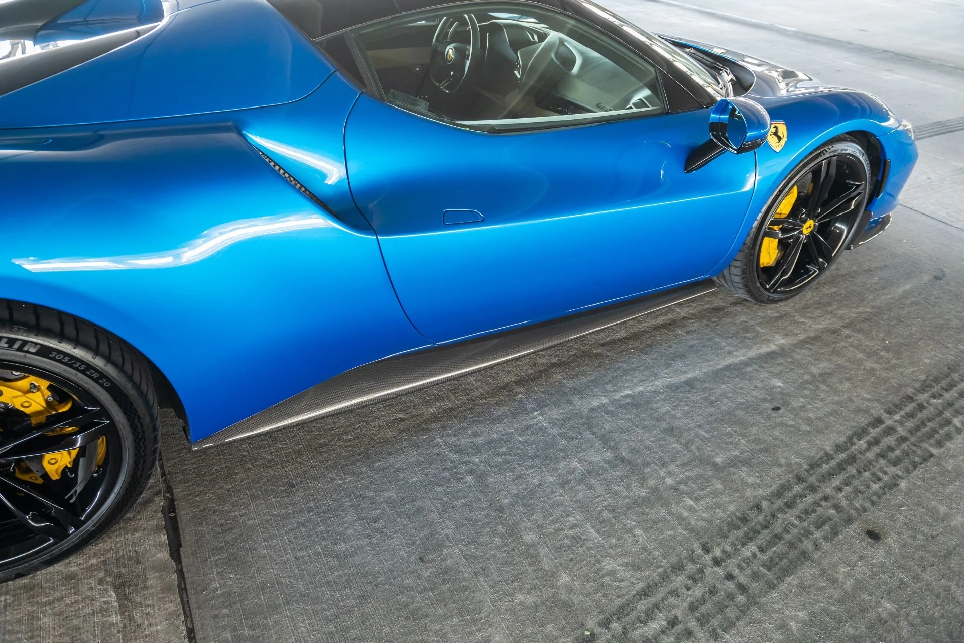 mph050_504156827_Used_2024_Ferrari_296_GTS_1761687517_9e48a466df