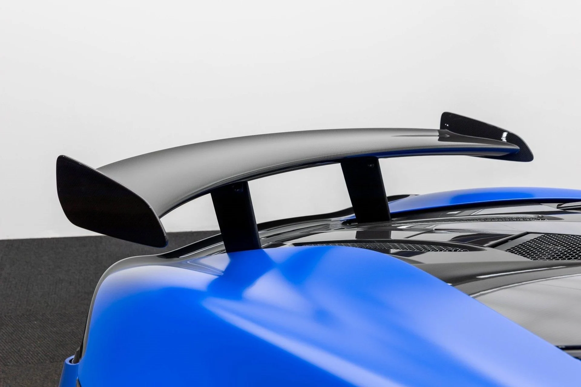 mph050_510829628_51_226a80916e