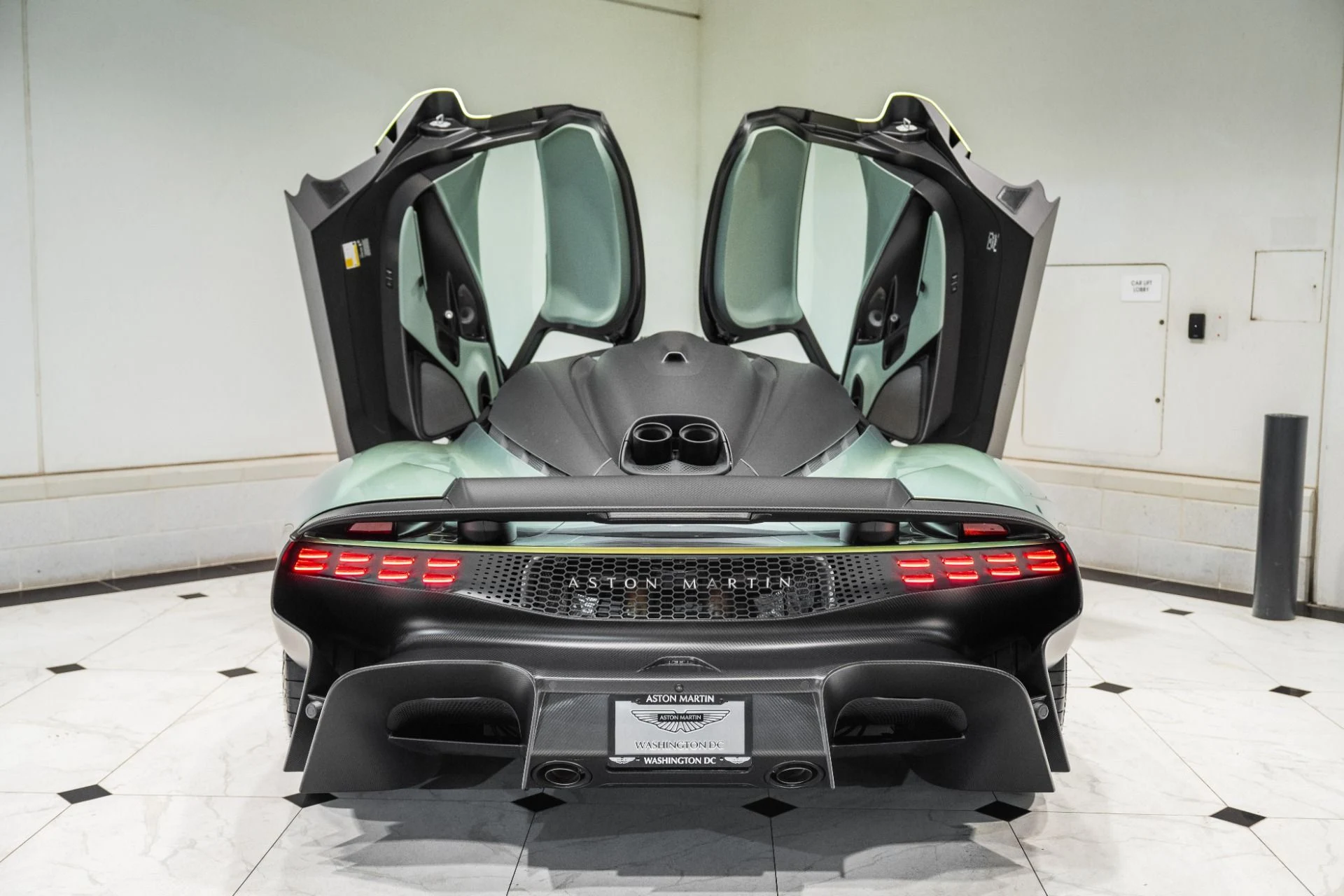 mph050_523270895_New_2026_Aston_Martin_Valhalla_1790437423_865daa93f0