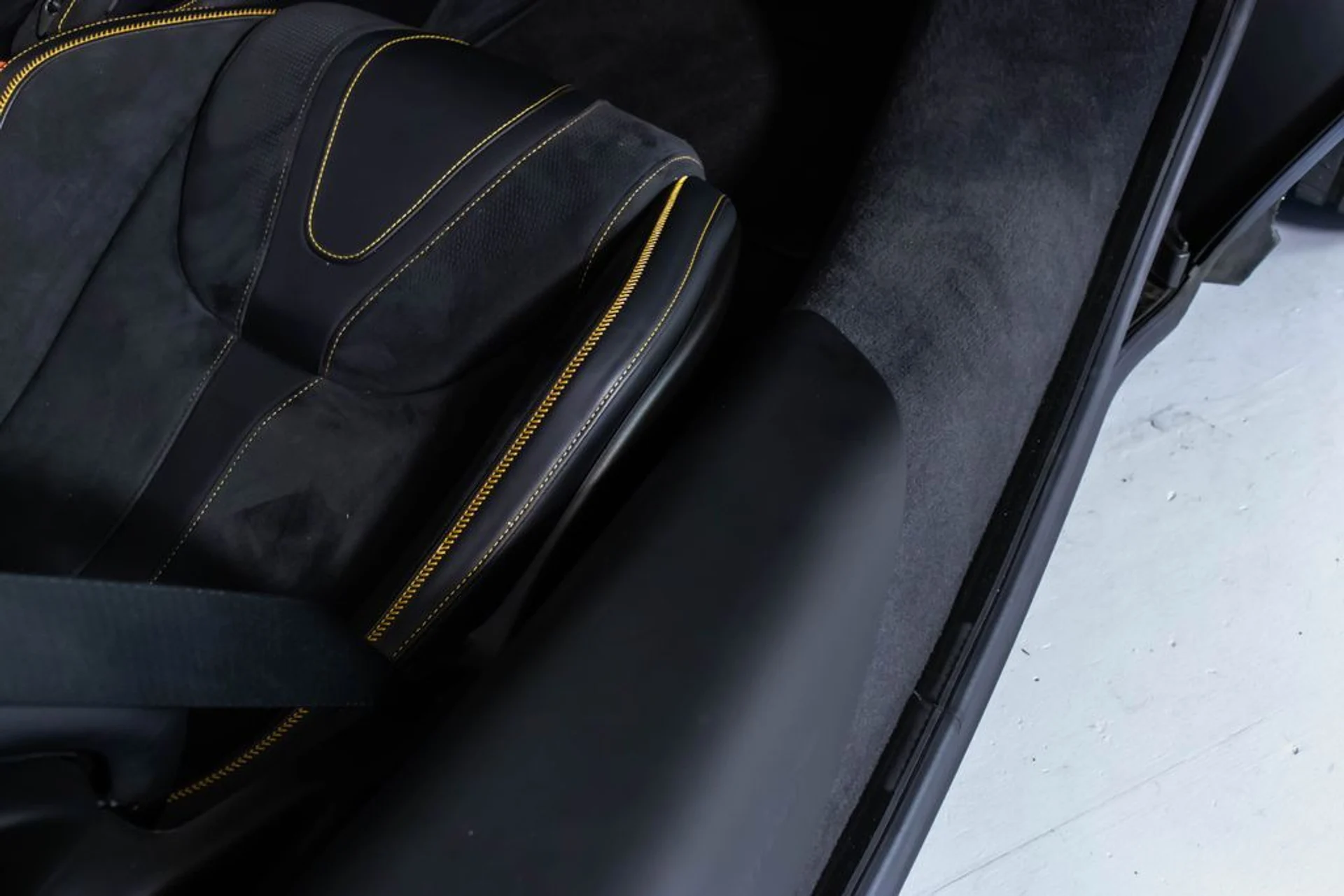 mph050_531422815_24d325fd653764e6ba1b6767170cbe50x_953bb16fc8