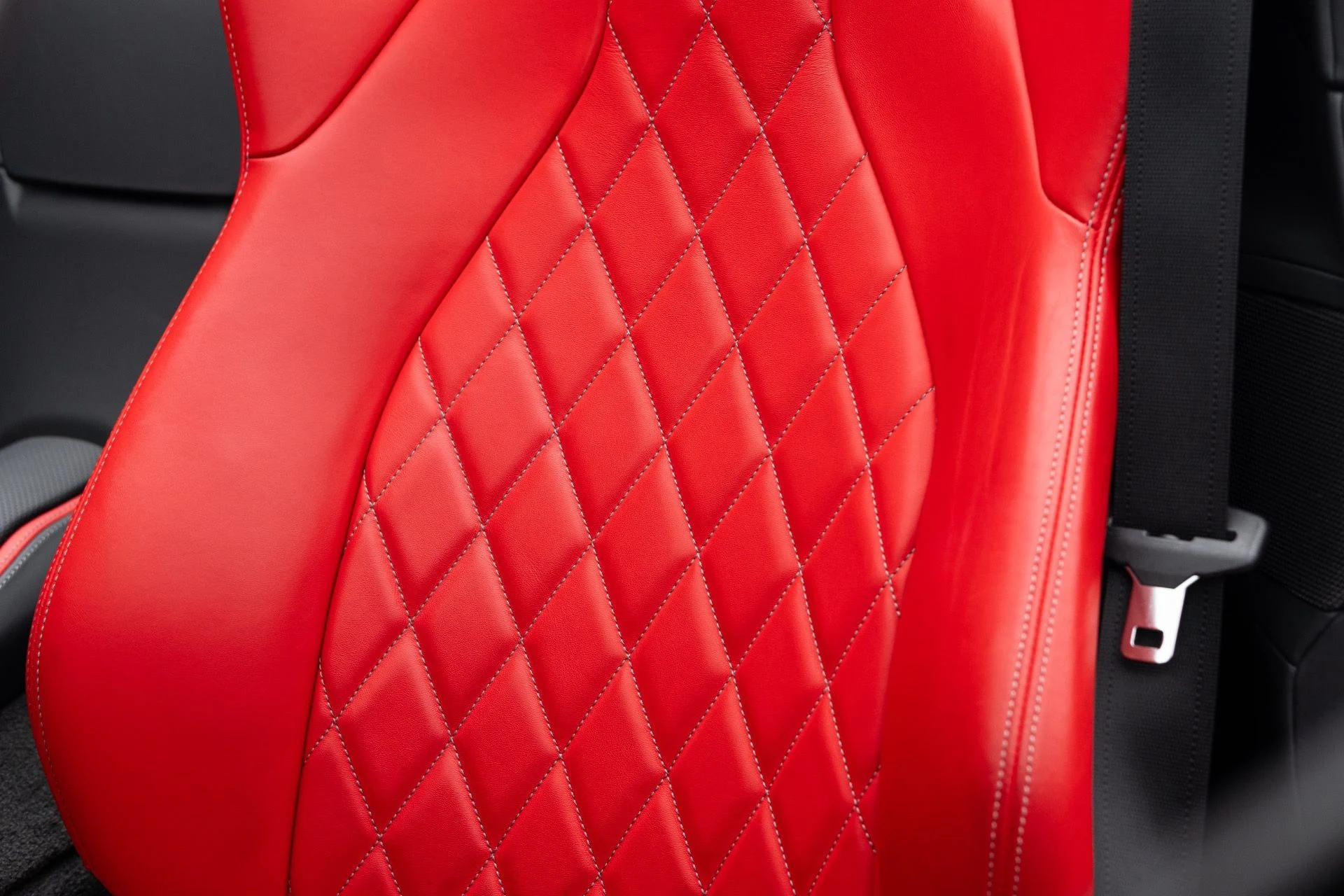 mph050_543704642_Used_2022_Ferrari_812_GTS_1768275128_316603cfbe