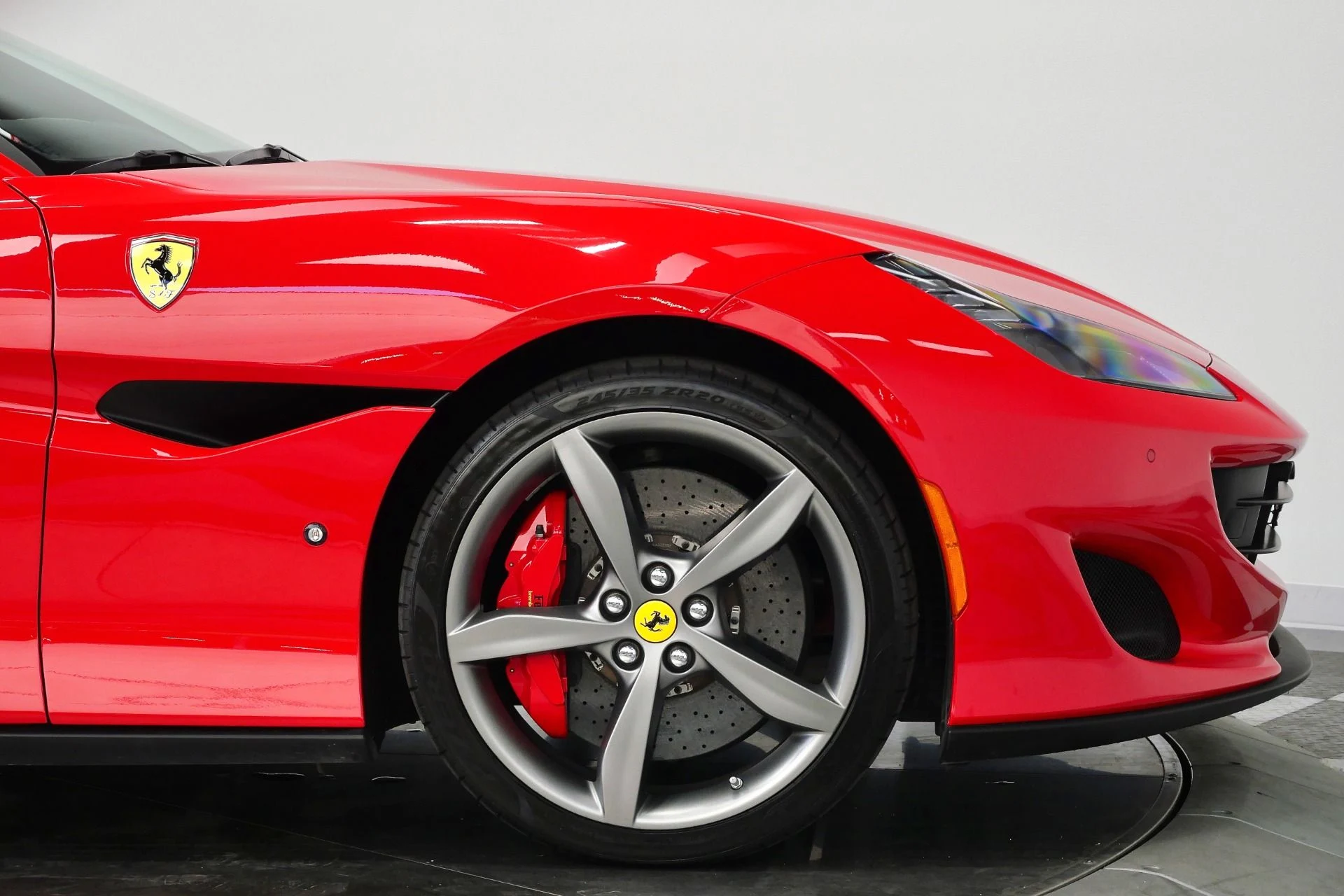 mph050_550078600_Used_2019_Ferrari_Portofino_Daytona_Seats_High_Power_Hi_Fi_Carbon_Fiber_and_Leather_Steering_Wheel_1775750946_a7aff51112