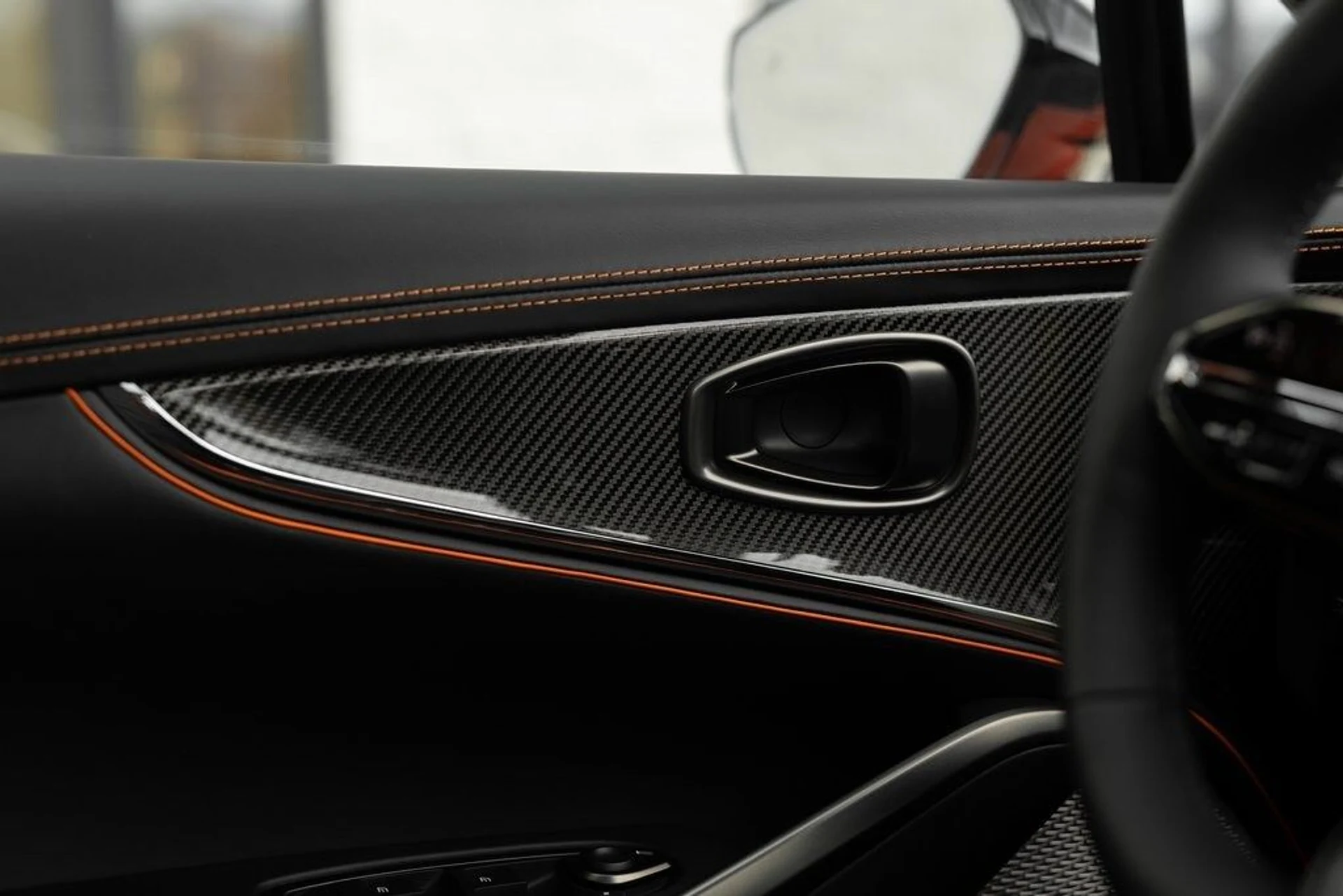 mph050_566634955_b584fee46d1b3716aa5519f8264abc8ex_978323d4d0