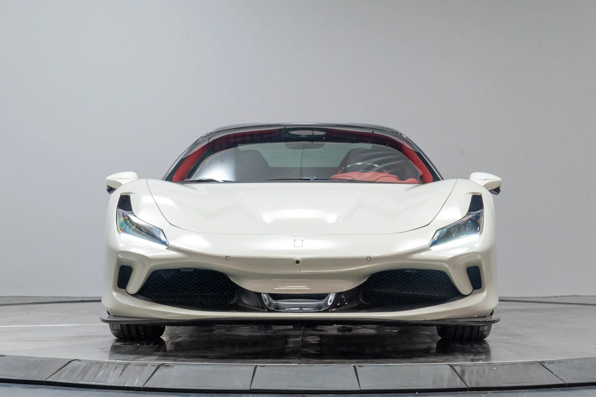 mph050_570563408_Used_2021_Ferrari_F8_Spider_Base_1786140517_05d71903ae