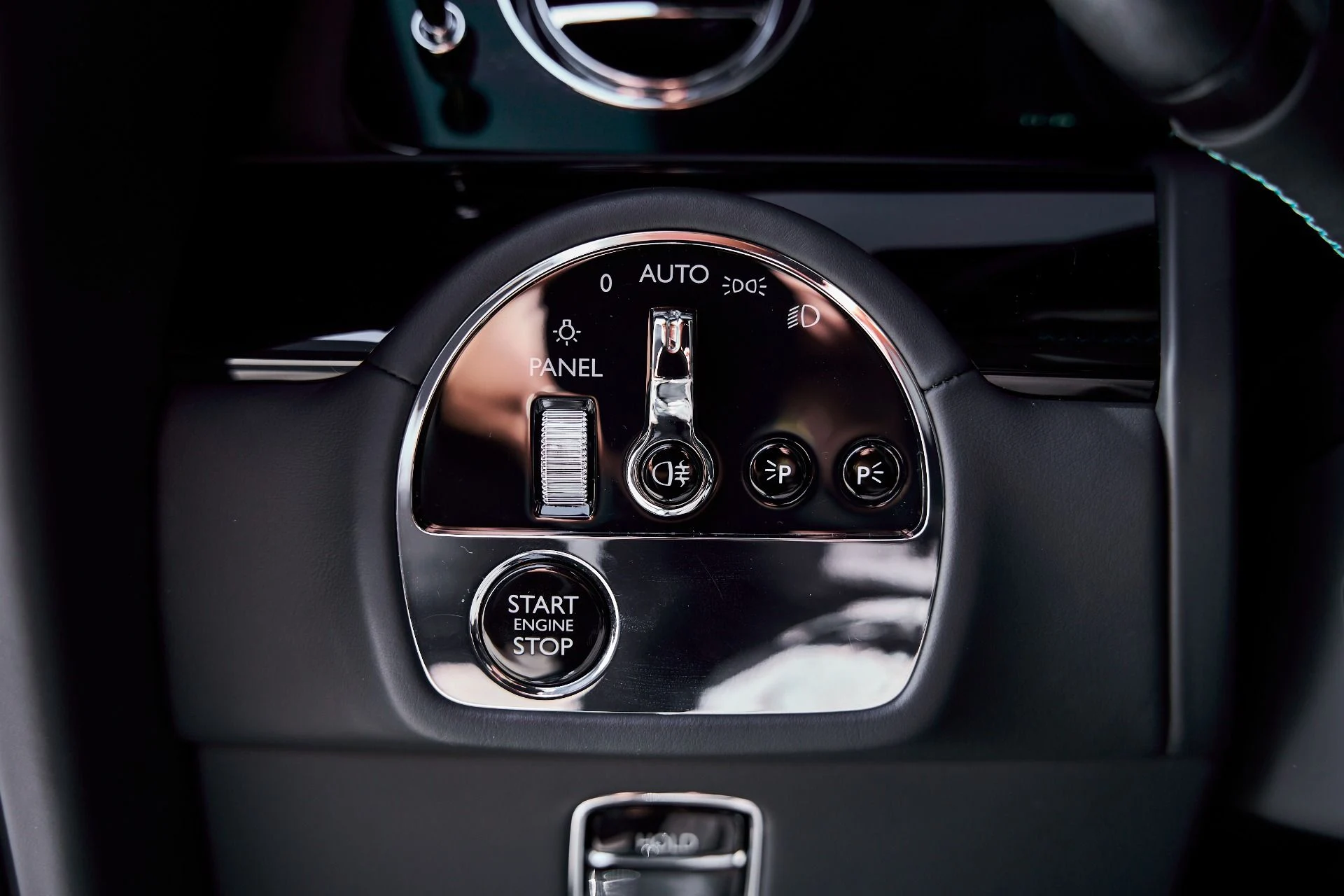 mph050_575297617_Used_2025_Rolls_Royce_Spectre_Base_1771642473_6c6037a8d6