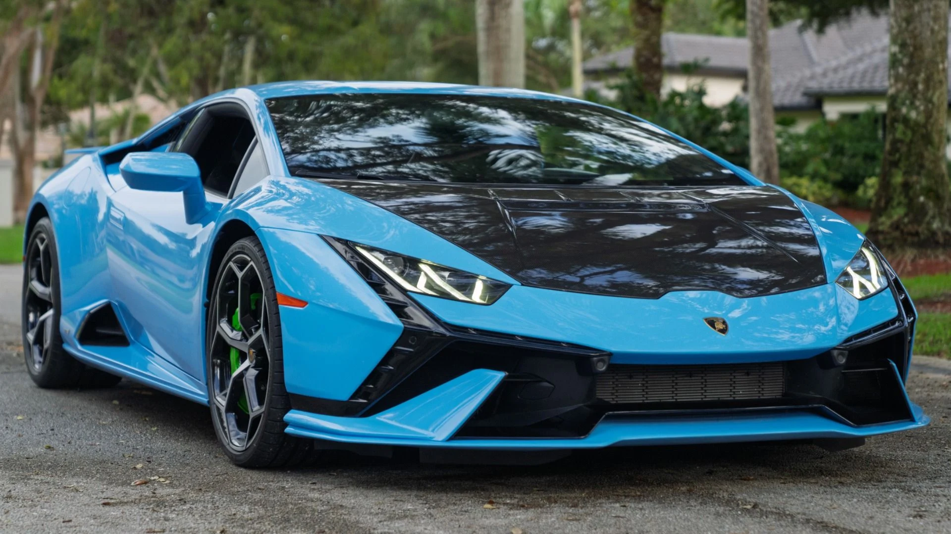 mph050_596518265_Used_2024_Lamborghini_Huracan_Tecnica_1759423339_c84476df29
